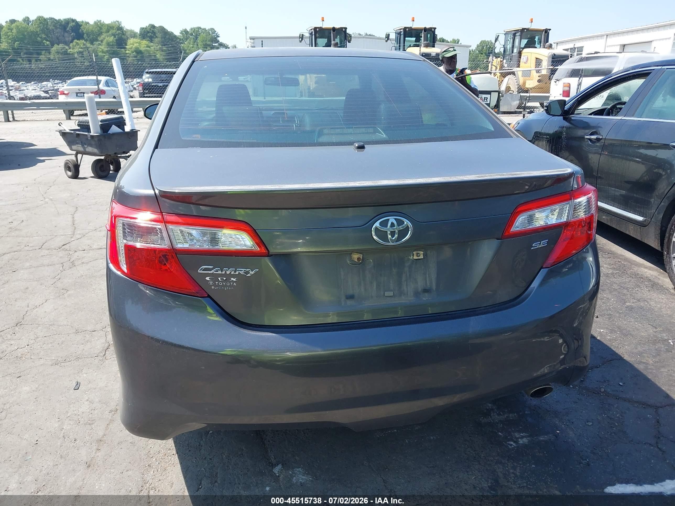 2014 Toyota Camry Se Gray vin: 4T1BF1FK7EU333958