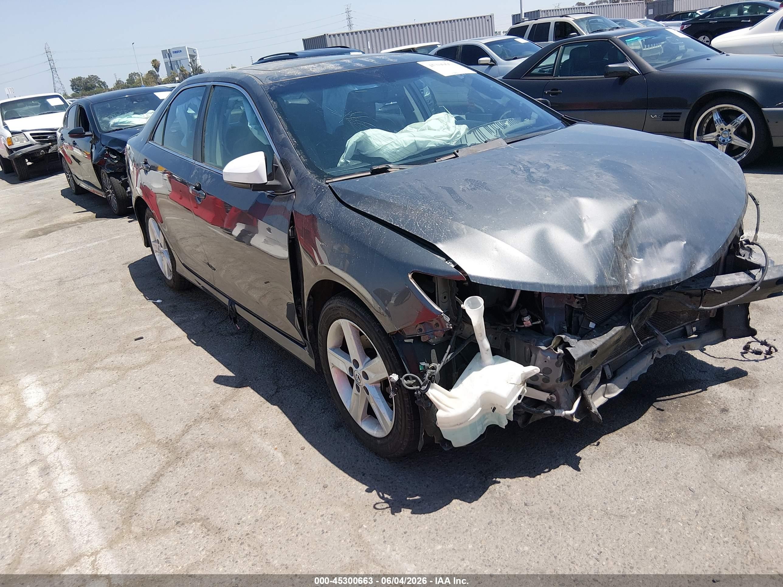 2014 Toyota Camry Se Gray vin: 4T1BF1FK7EU348430