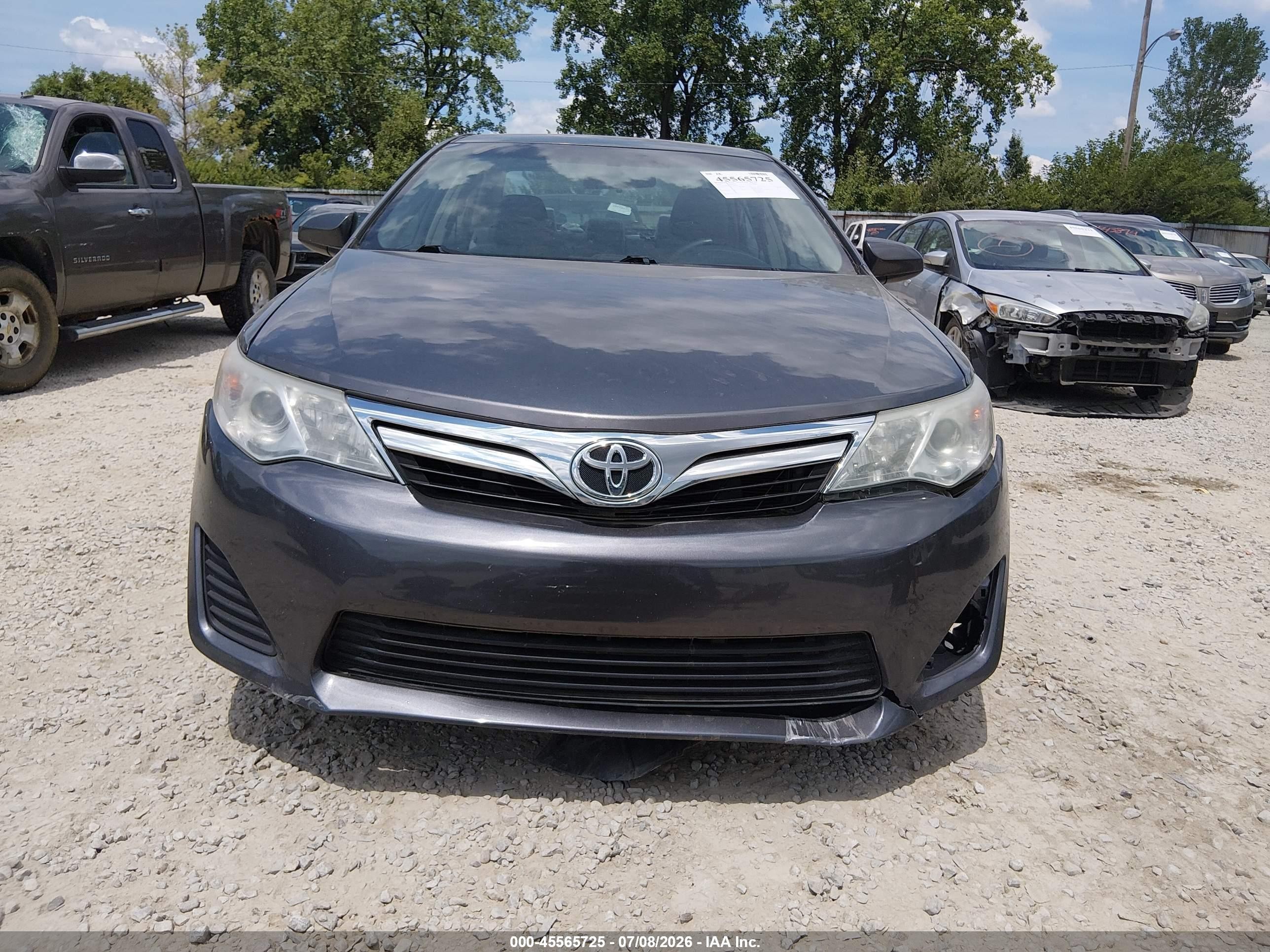 2014 Toyota Camry Le Gray vin: 4T1BF1FK7EU354843