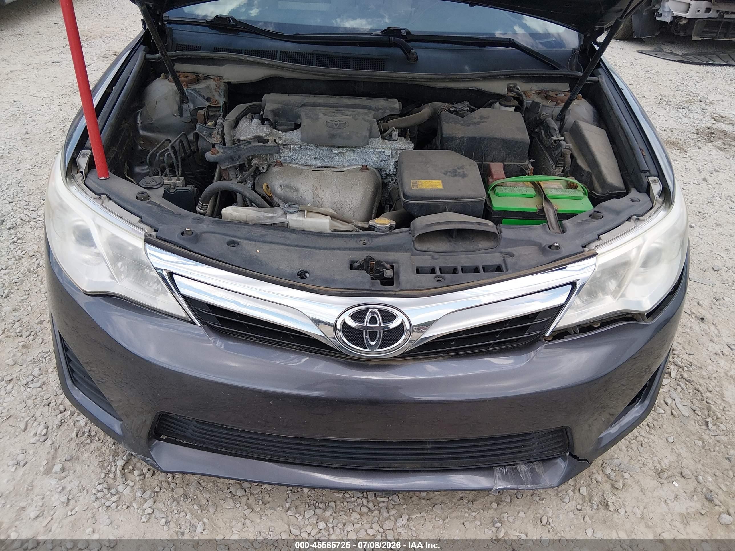 2014 Toyota Camry Le Gray vin: 4T1BF1FK7EU354843