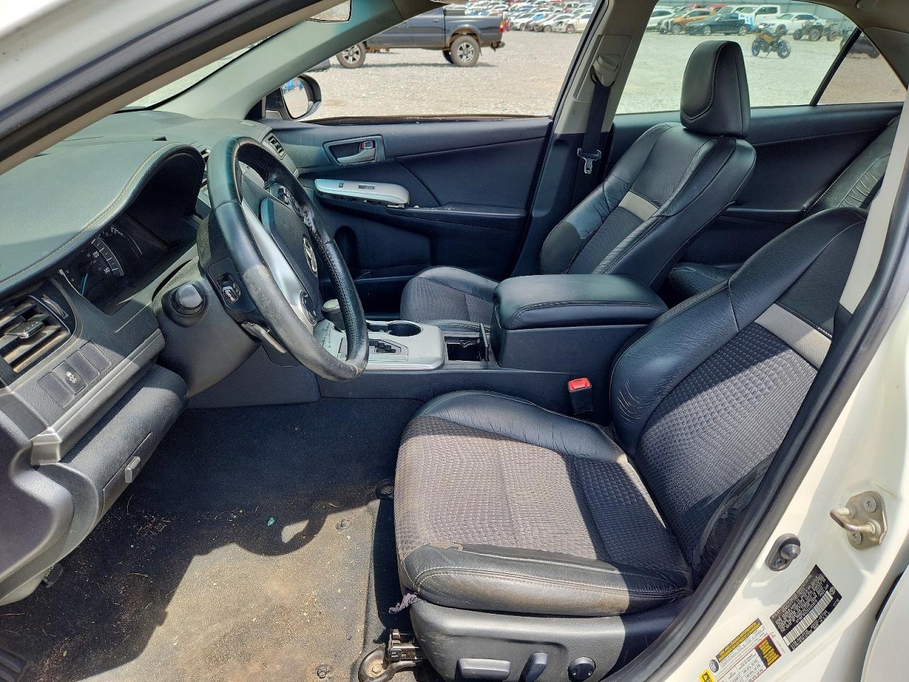 2014 Toyota Camry Se White vin: 4T1BF1FK7EU355670