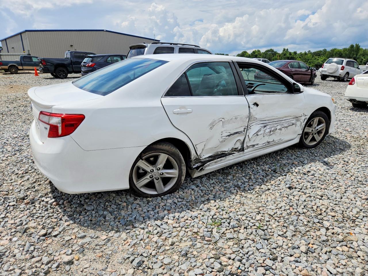 2014 Toyota Camry Se White vin: 4T1BF1FK7EU355670