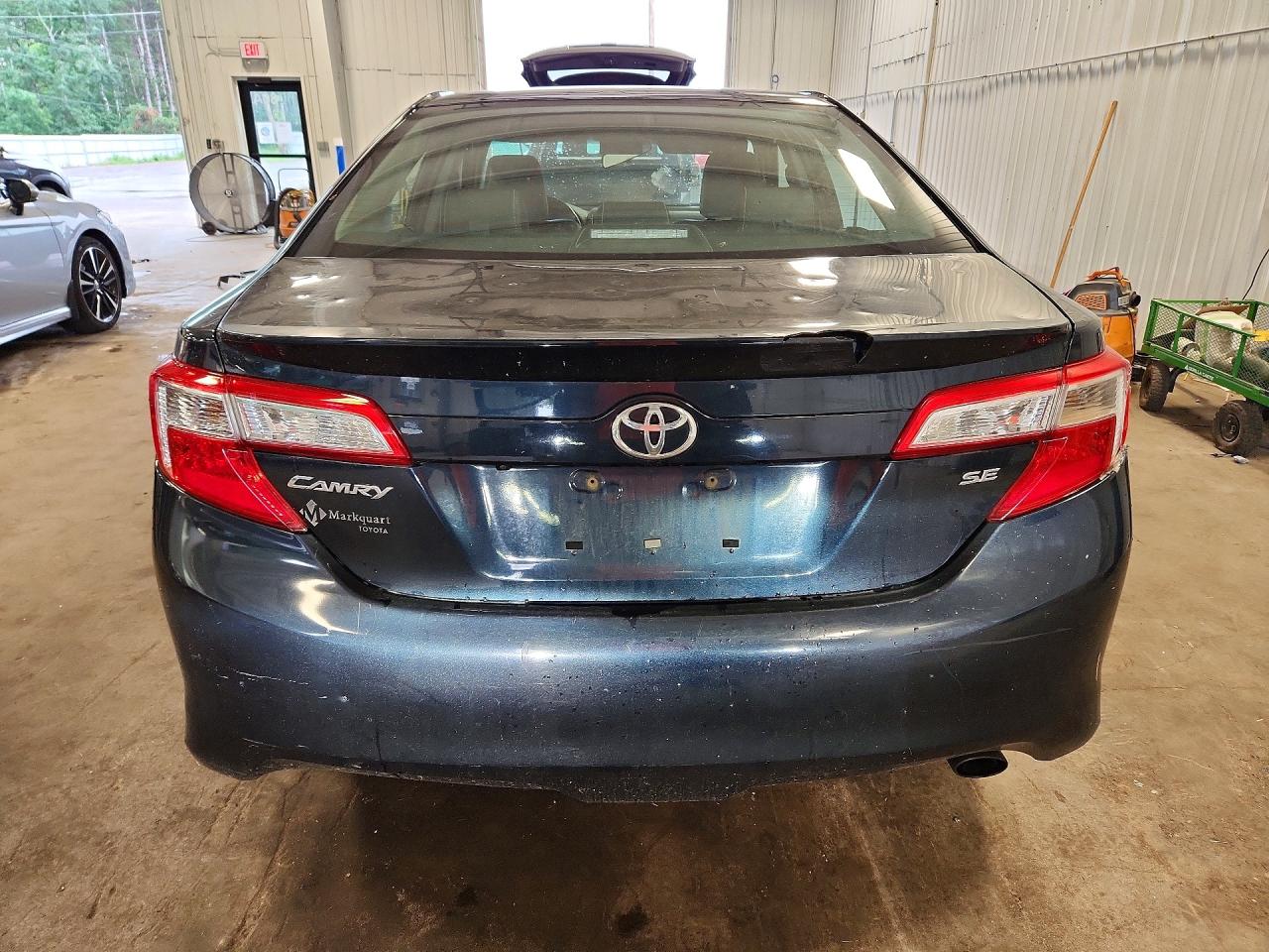 2014 Toyota Camry Se Charcoal vin: 4T1BF1FK7EU364675
