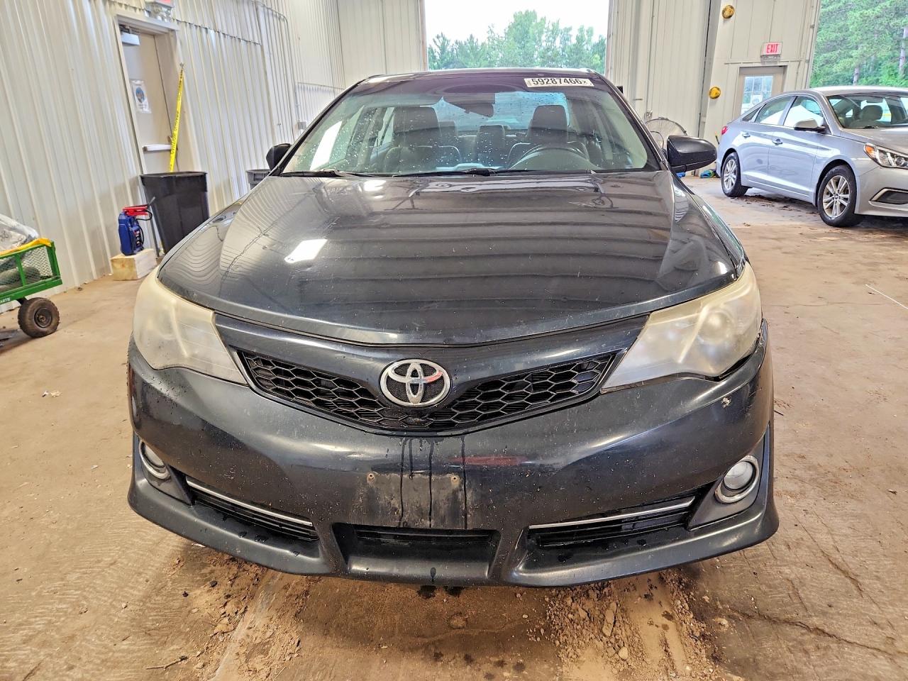 2014 Toyota Camry Se Charcoal vin: 4T1BF1FK7EU364675