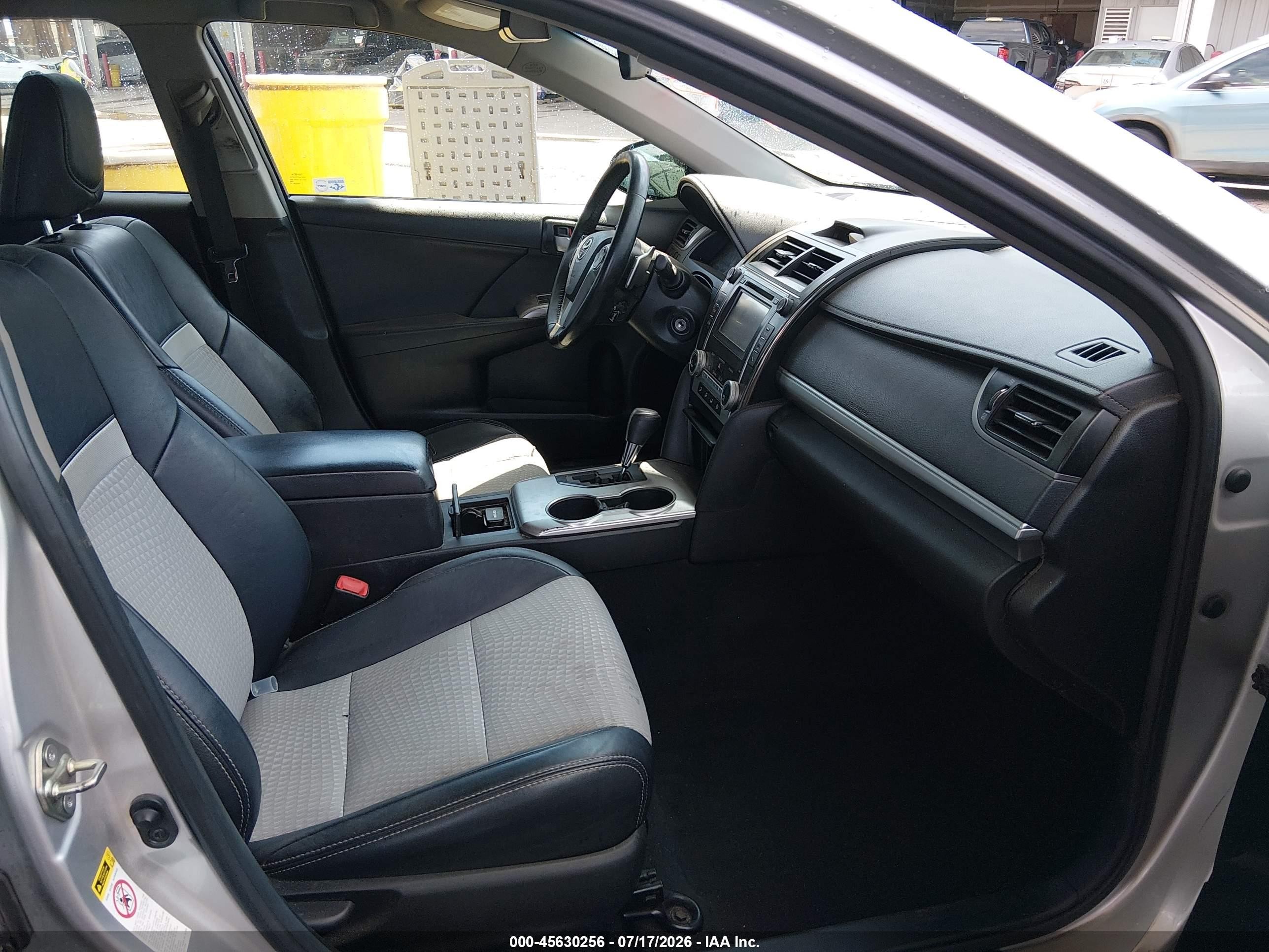 2014 Toyota Camry Se Silver vin: 4T1BF1FK7EU367964
