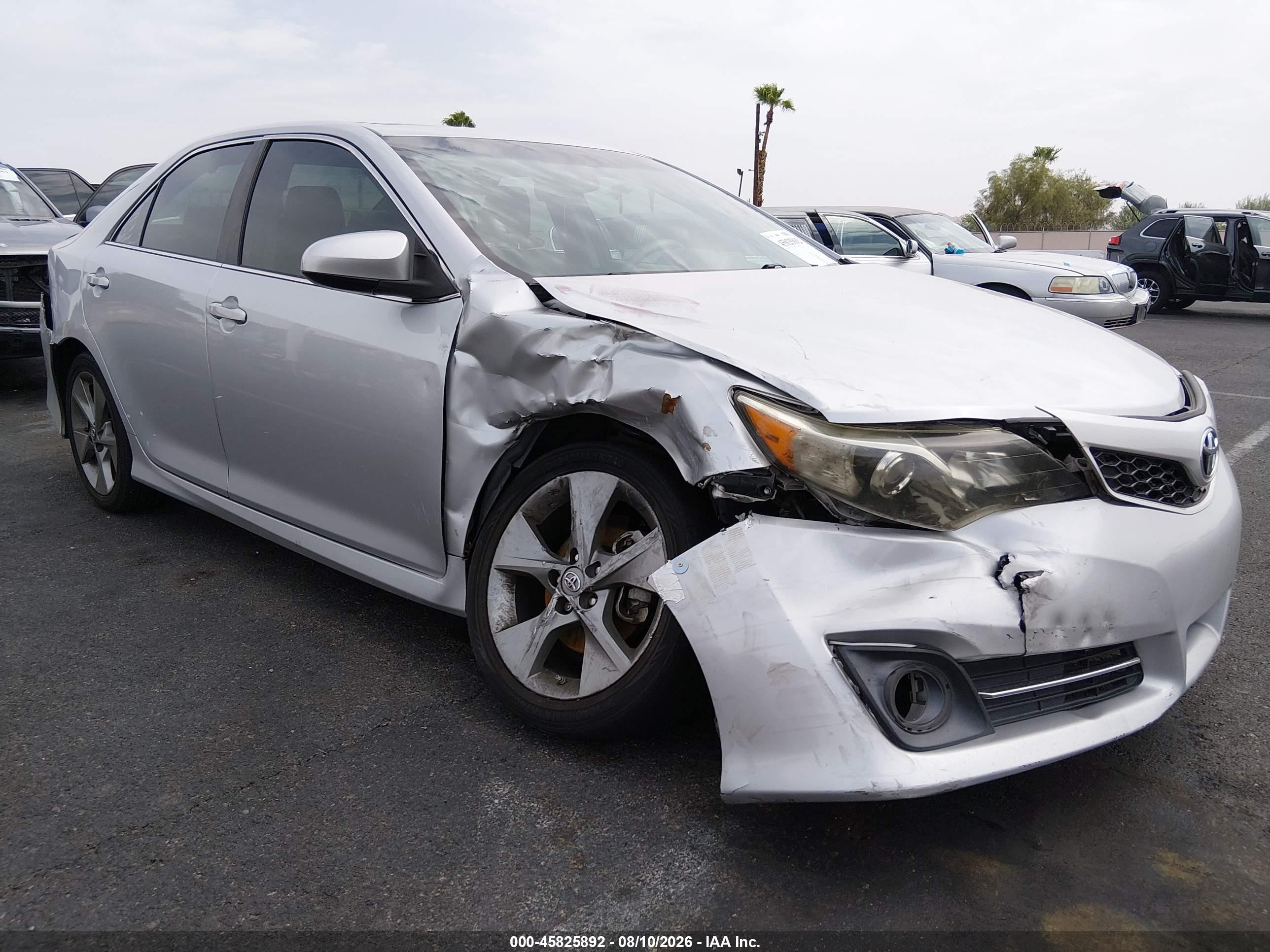2014 Toyota Camry Se Sport Silver vin: 4T1BF1FK7EU370668