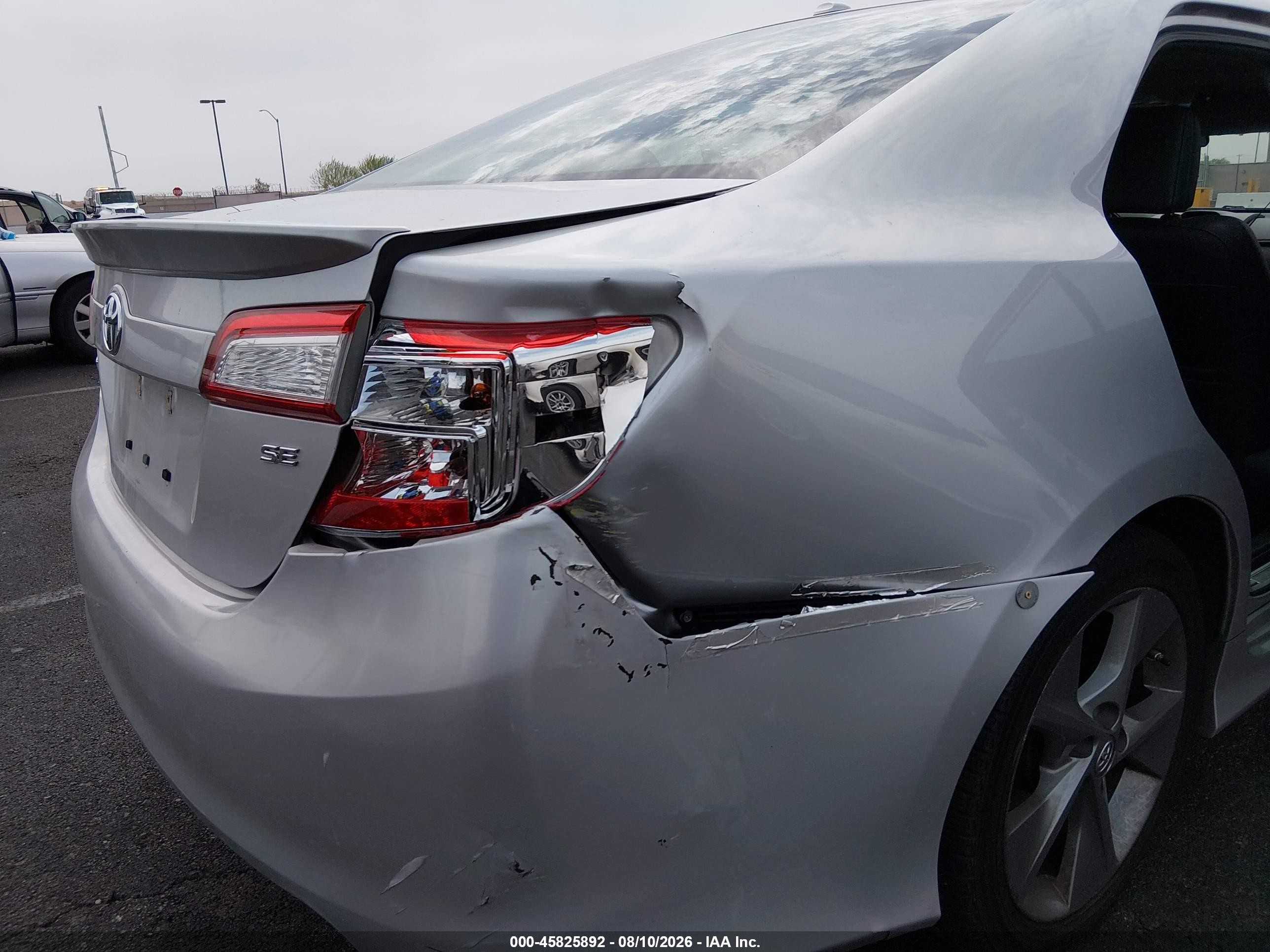 2014 Toyota Camry Se Sport Silver vin: 4T1BF1FK7EU370668