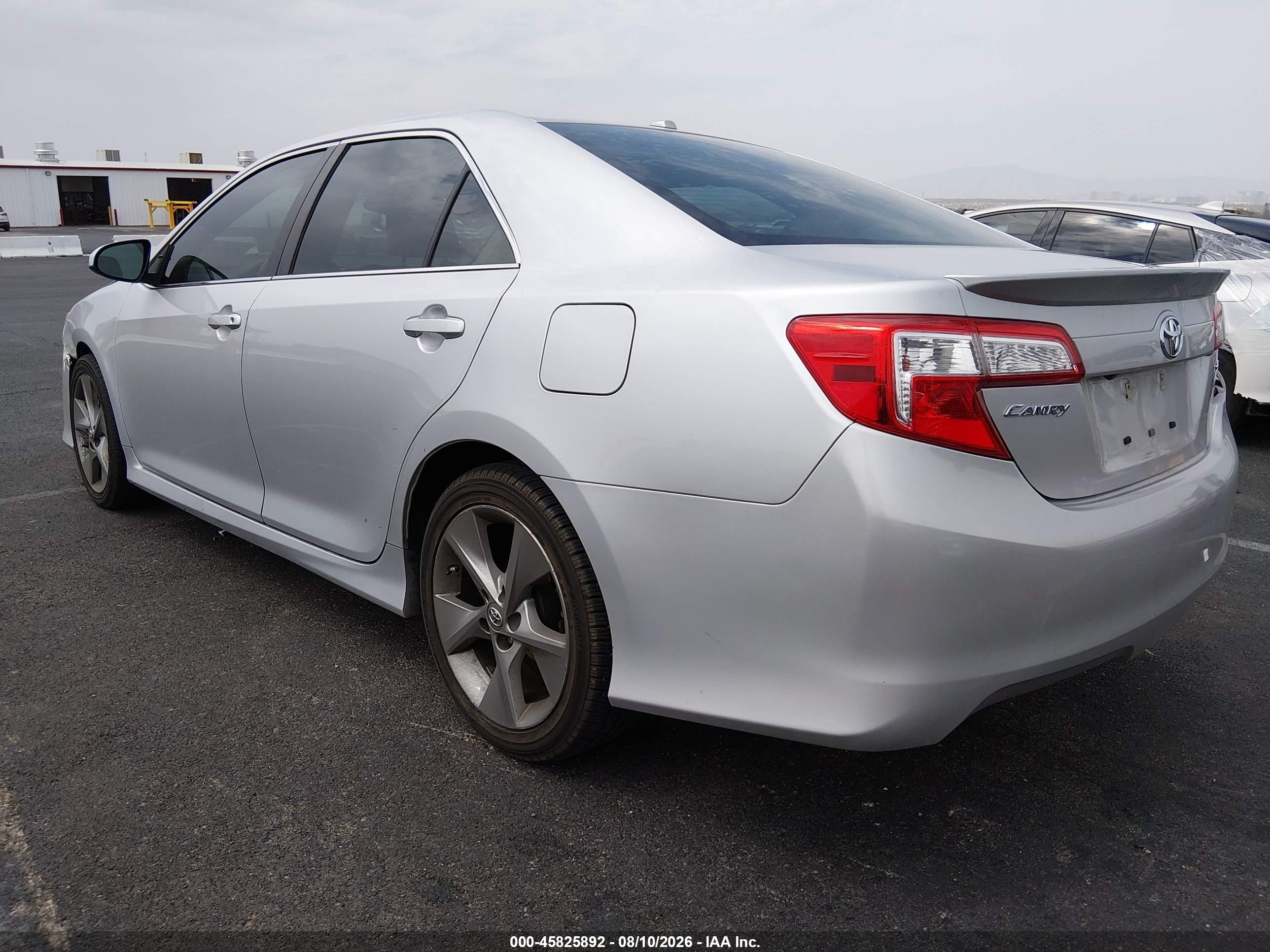 2014 Toyota Camry Se Sport Silver vin: 4T1BF1FK7EU370668