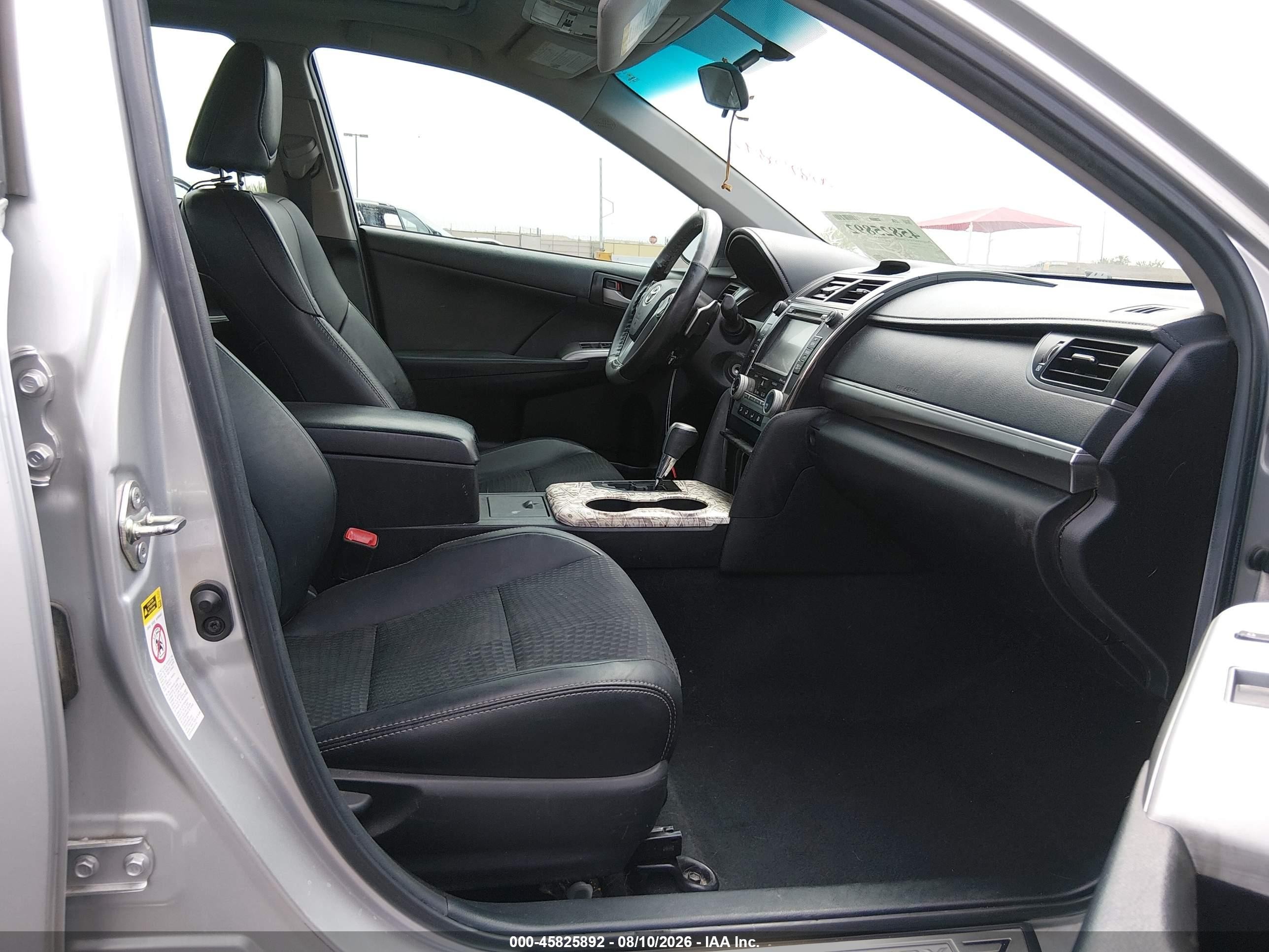 2014 Toyota Camry Se Sport Silver vin: 4T1BF1FK7EU370668