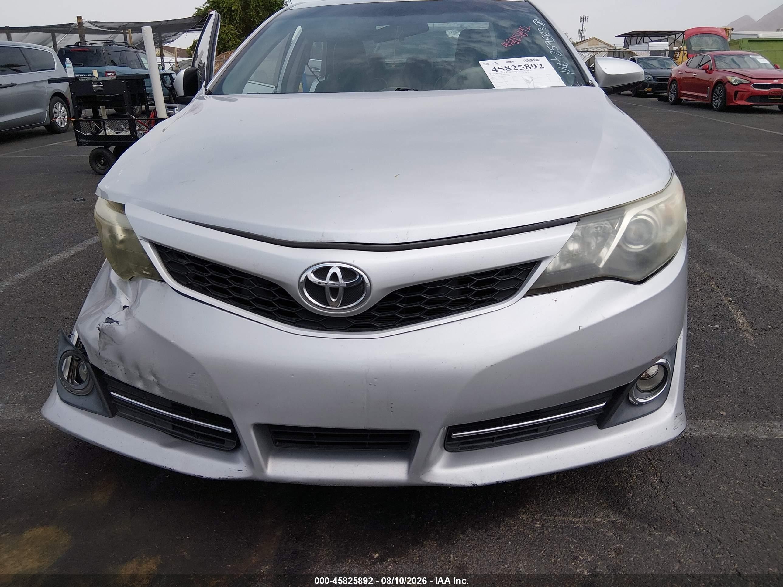 2014 Toyota Camry Se Sport Silver vin: 4T1BF1FK7EU370668