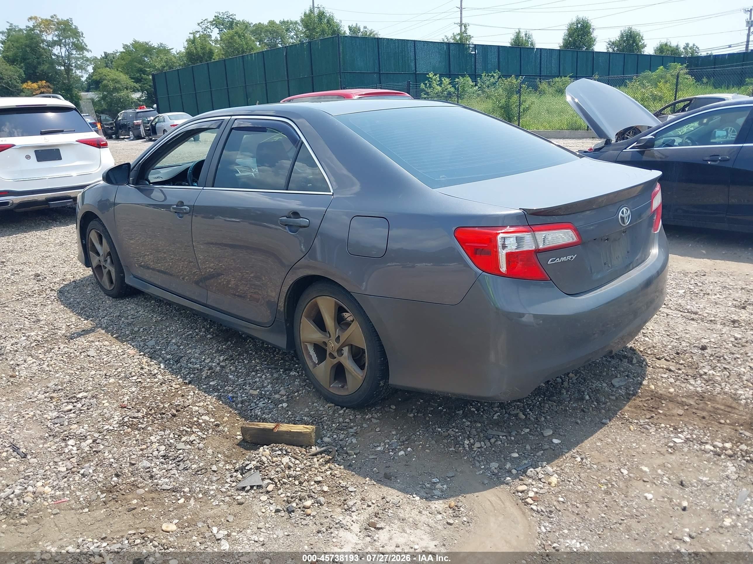 2014 Toyota Camry Se Sport Gray vin: 4T1BF1FK7EU379113