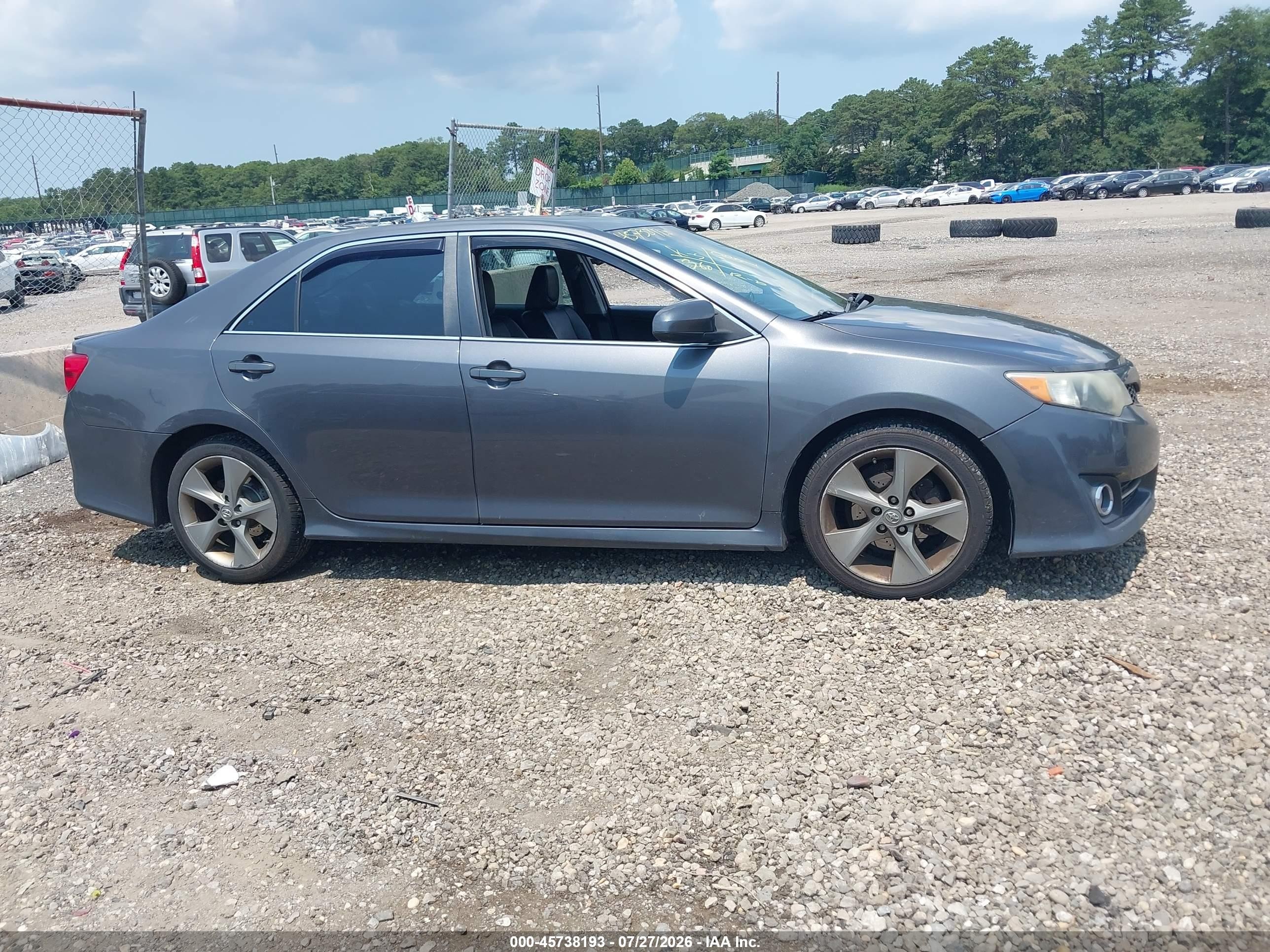 2014 Toyota Camry Se Sport Gray vin: 4T1BF1FK7EU379113