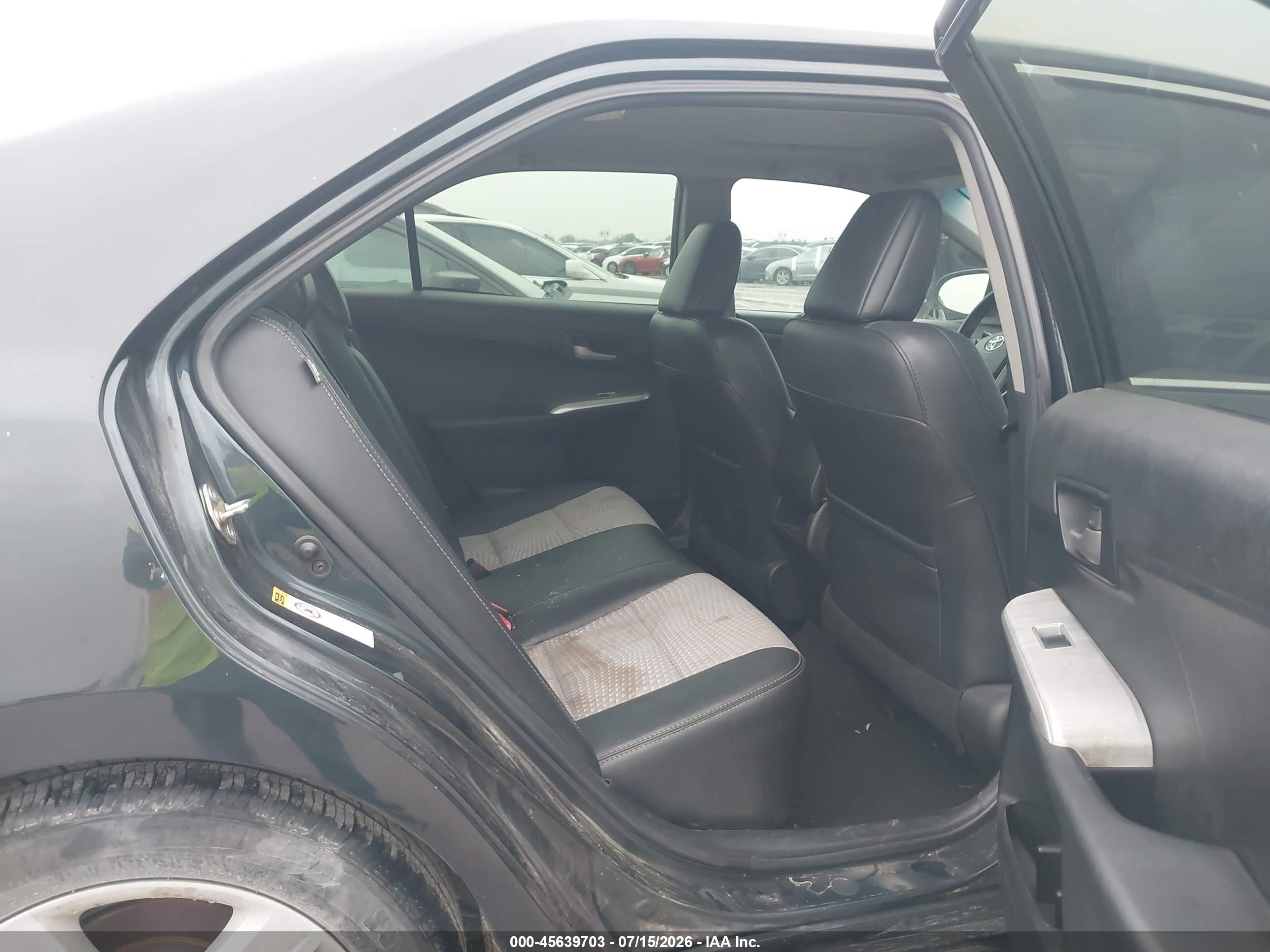 2014 Toyota Camry Se Dark Blue vin: 4T1BF1FK7EU379256