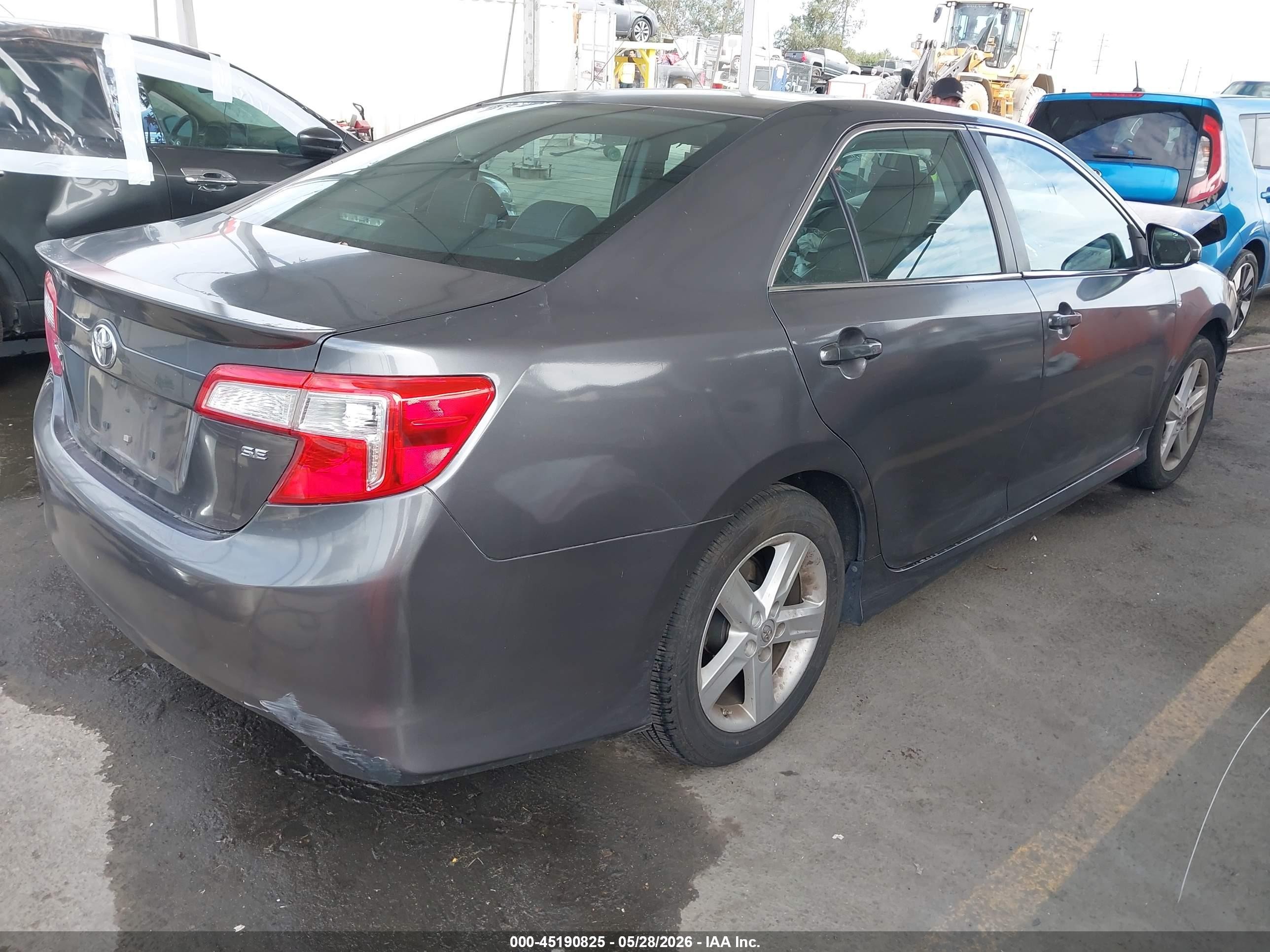 2014 Toyota Camry Se Gray vin: 4T1BF1FK7EU396395