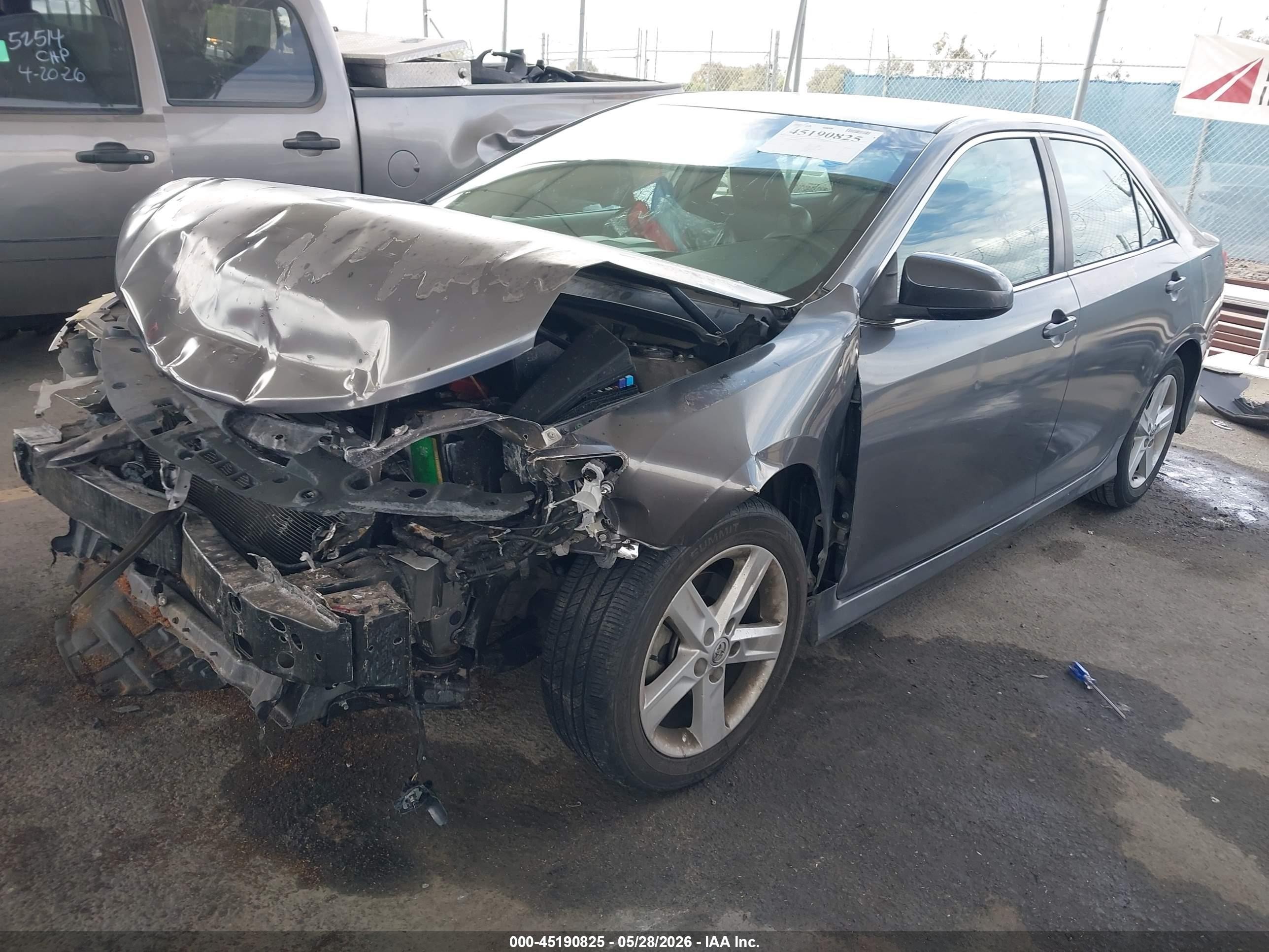 2014 Toyota Camry Se Gray vin: 4T1BF1FK7EU396395