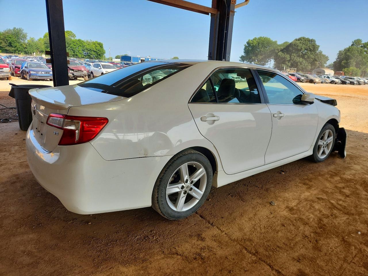 2014 Toyota Camry Se White vin: 4T1BF1FK7EU403474