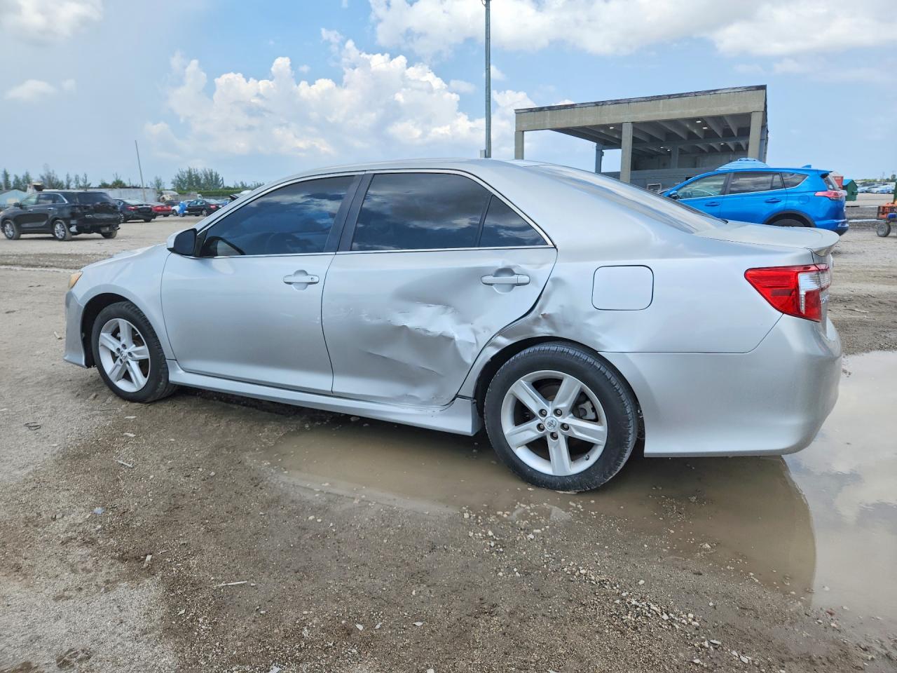 2014 Toyota Camry Se Серебряный vin: 4T1BF1FK7EU425071