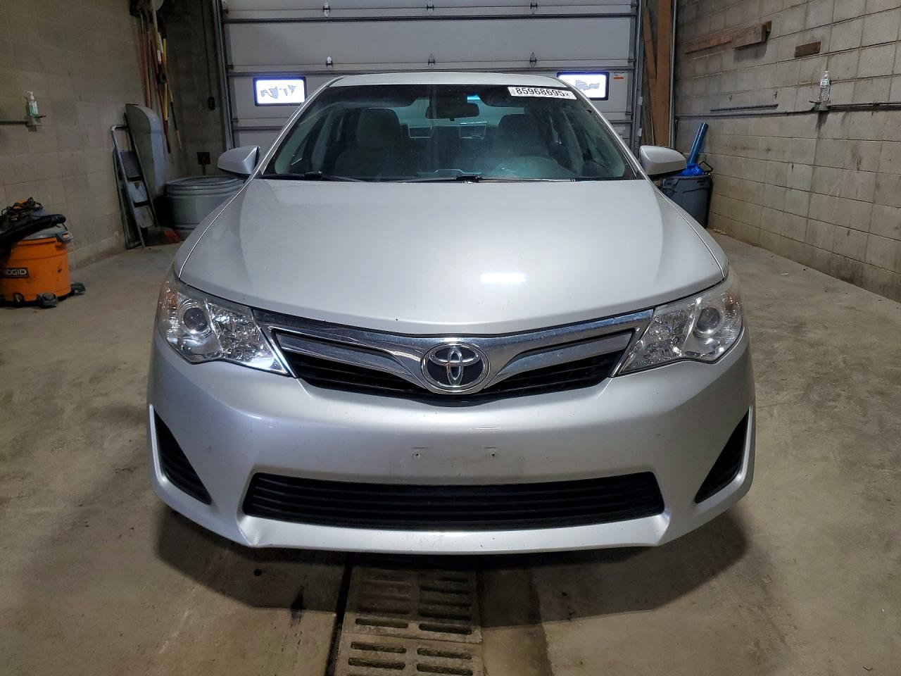 2014 Toyota Camry Le Silver vin: 4T1BF1FK7EU434322