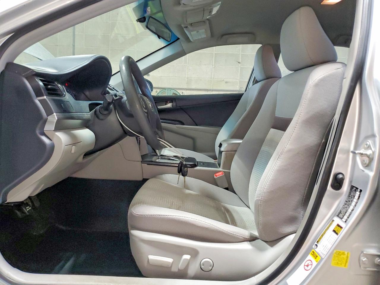 2014 Toyota Camry Le Silver vin: 4T1BF1FK7EU434322