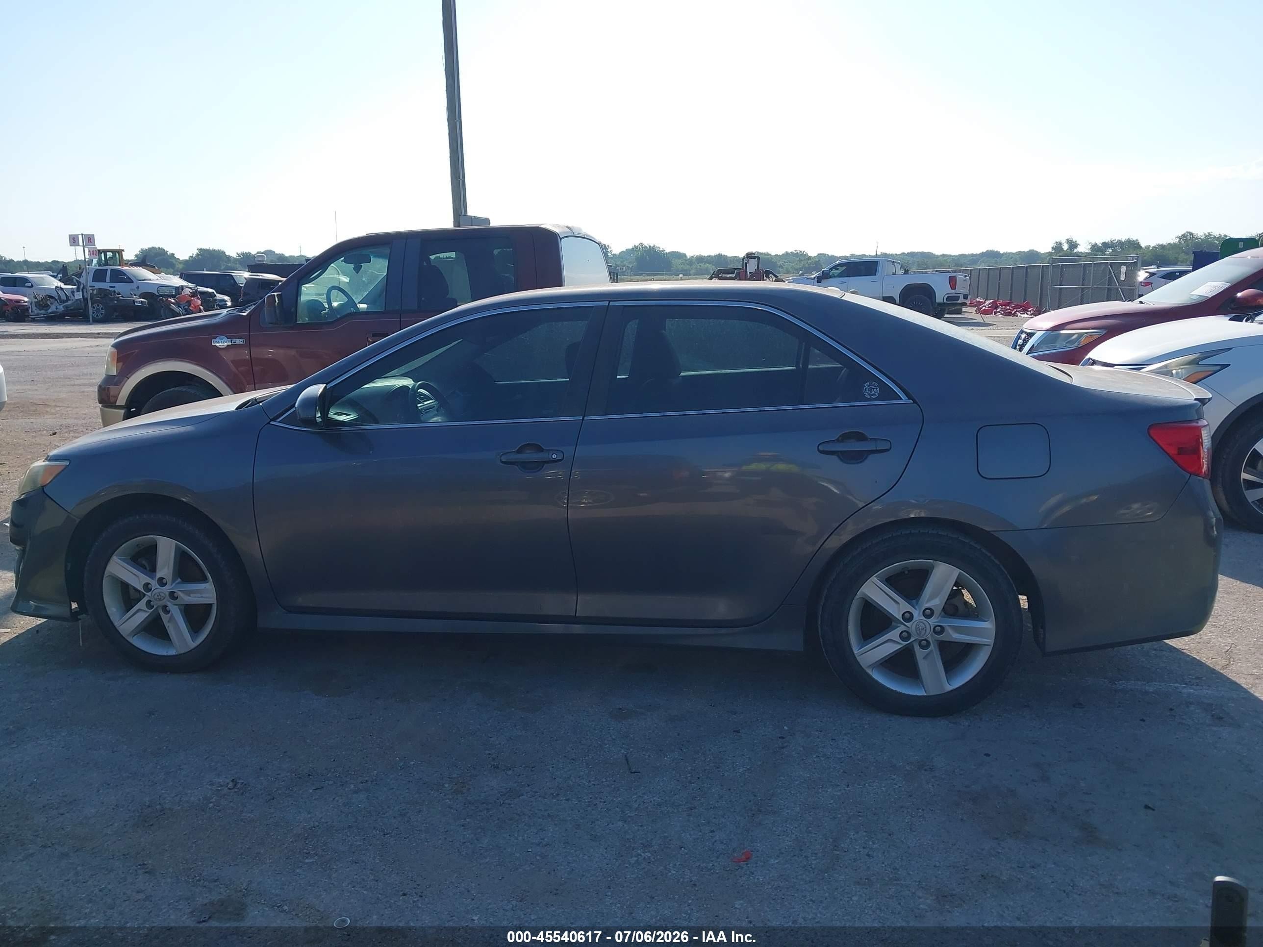 2014 Toyota Camry Se Gray vin: 4T1BF1FK7EU435311