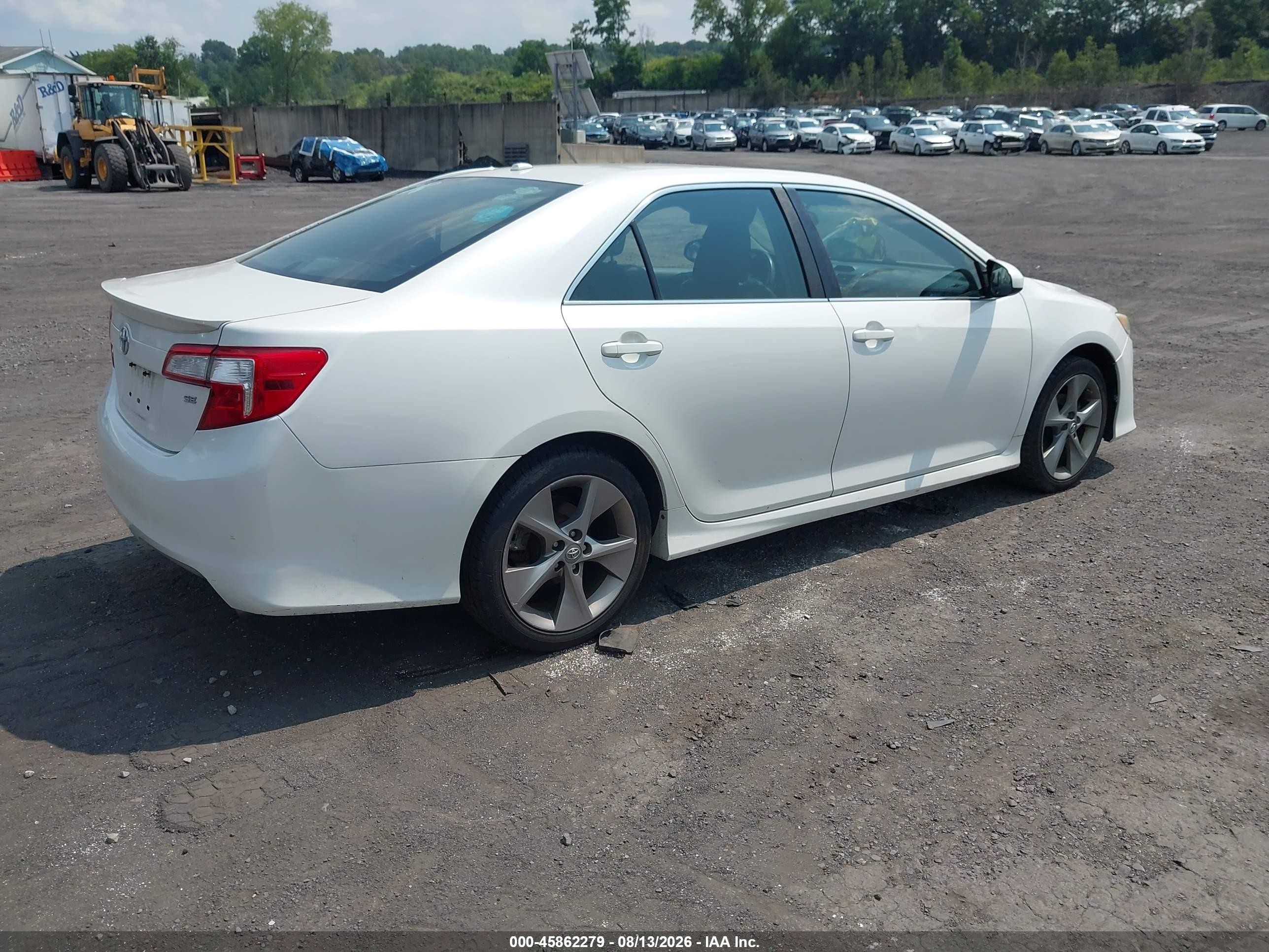 2014 Toyota Camry Se Sport Белый vin: 4T1BF1FK7EU440248