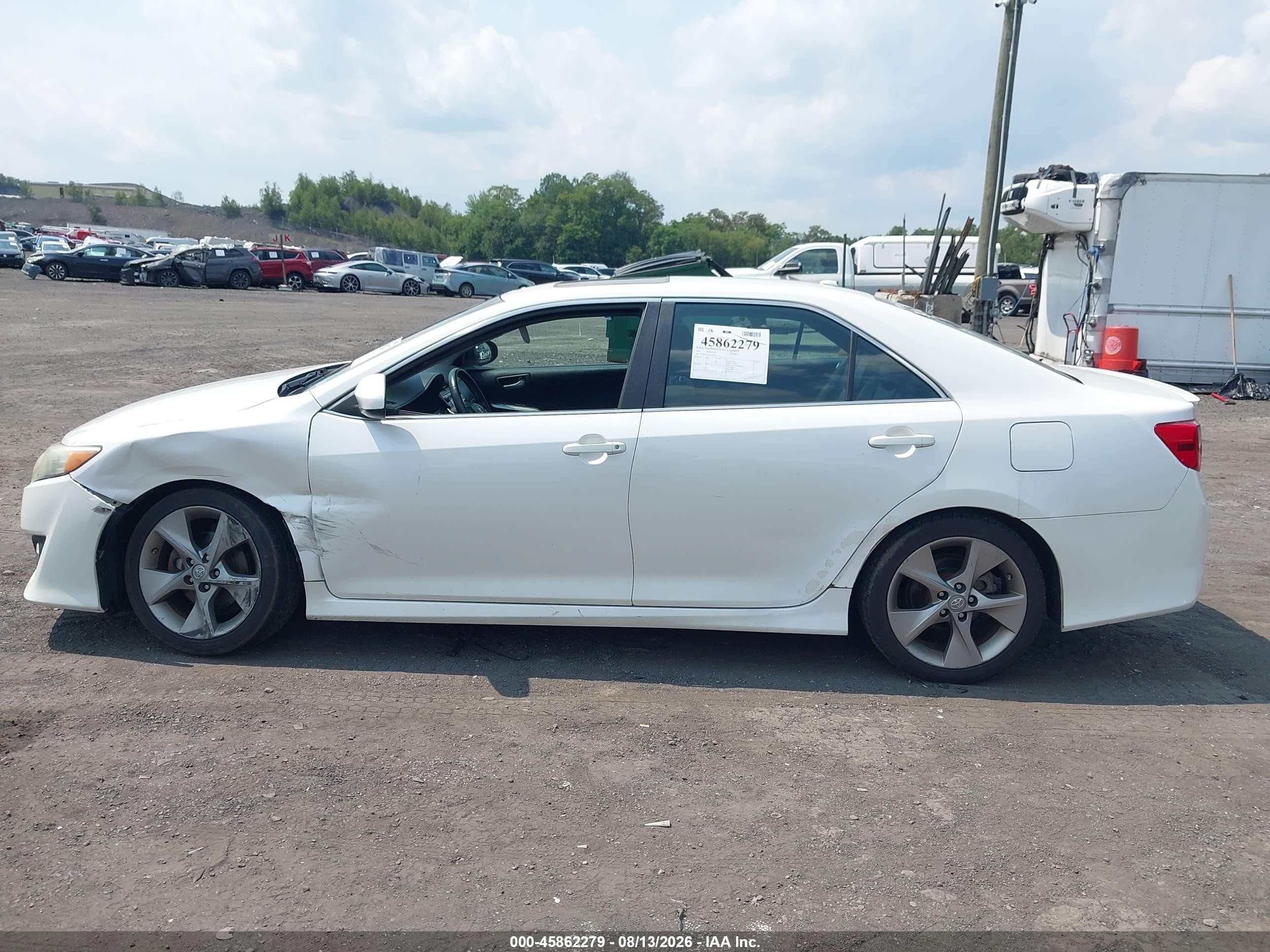 2014 Toyota Camry Se Sport Белый vin: 4T1BF1FK7EU440248