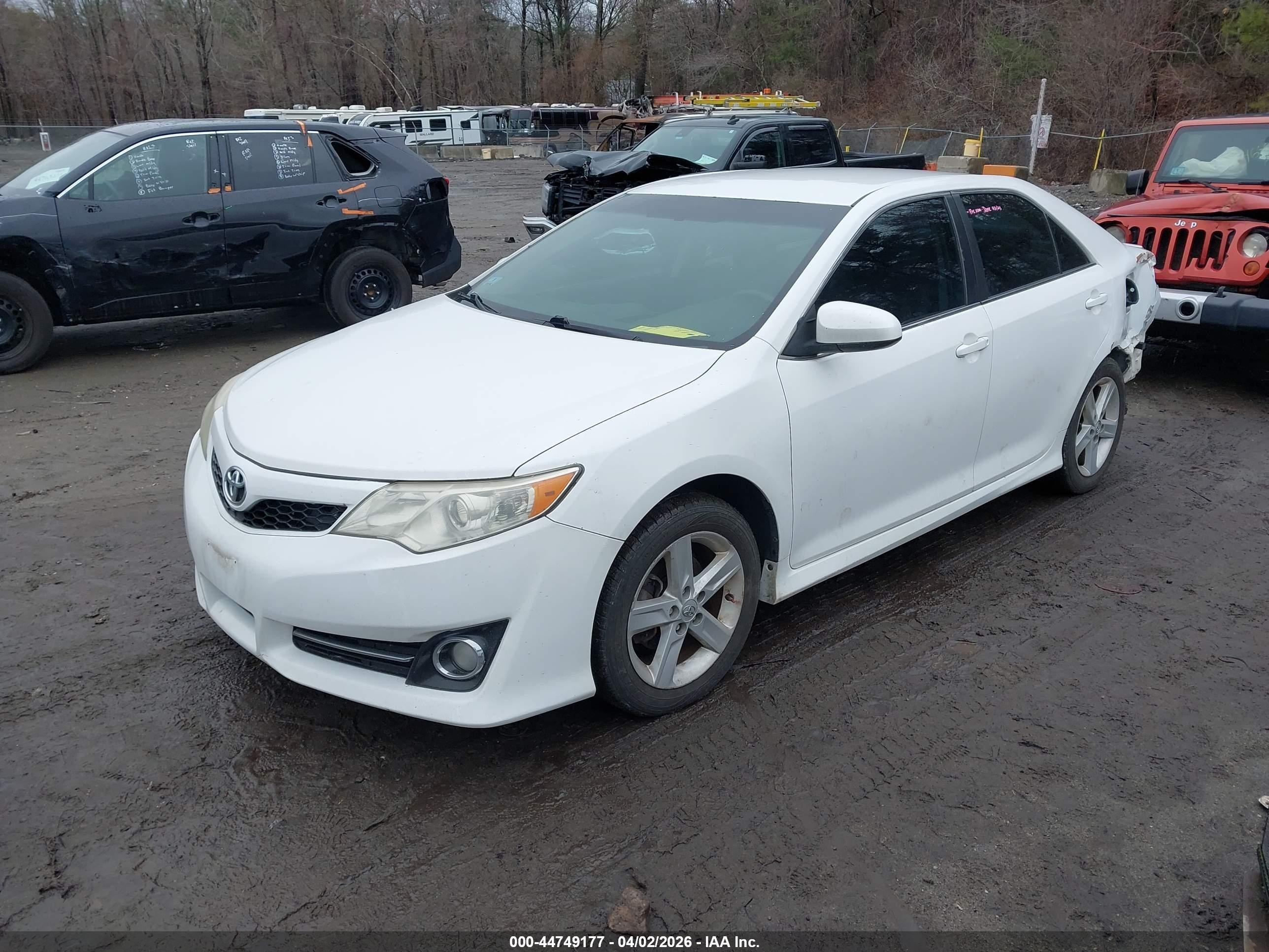 2014 Toyota Camry Se White vin: 4T1BF1FK7EU443554