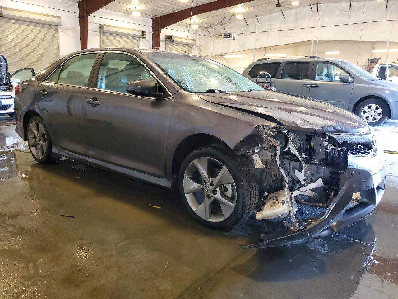 2014 Toyota Camry Gray vin: 4T1BF1FK7EU455087