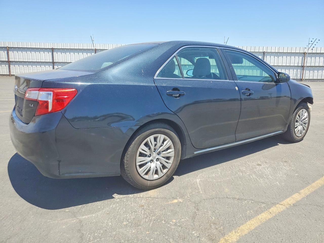 2014 Toyota Camry Le Black vin: 4T1BF1FK7EU456868