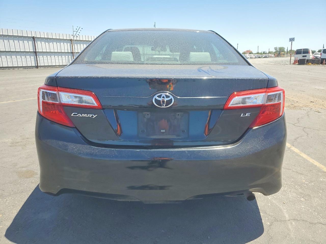 2014 Toyota Camry Le Black vin: 4T1BF1FK7EU456868