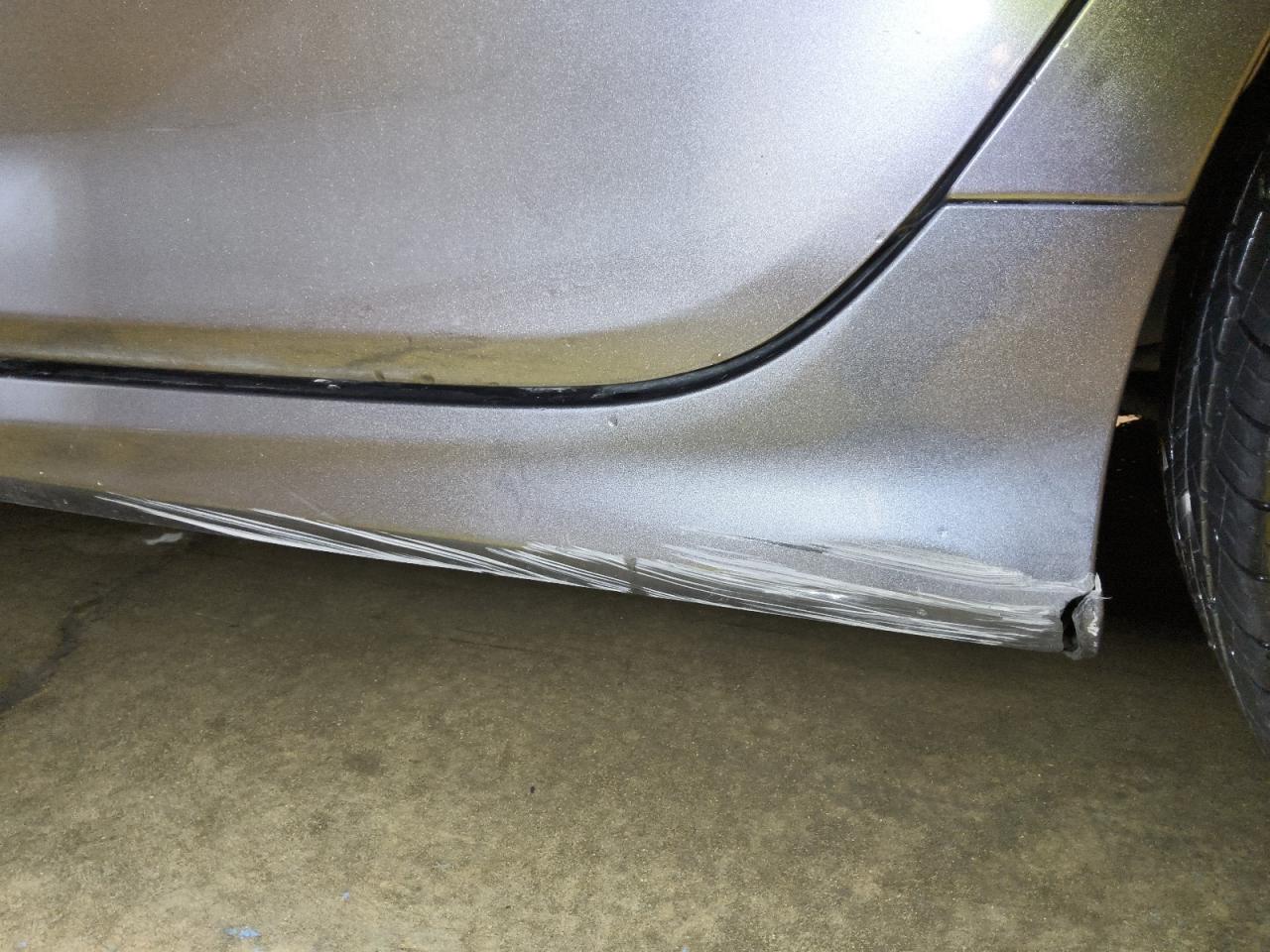 2014 Toyota Camry Se Gray vin: 4T1BF1FK7EU462928 Damage: Left Rocker Panel, Cracked, 1 To 2 Inches
