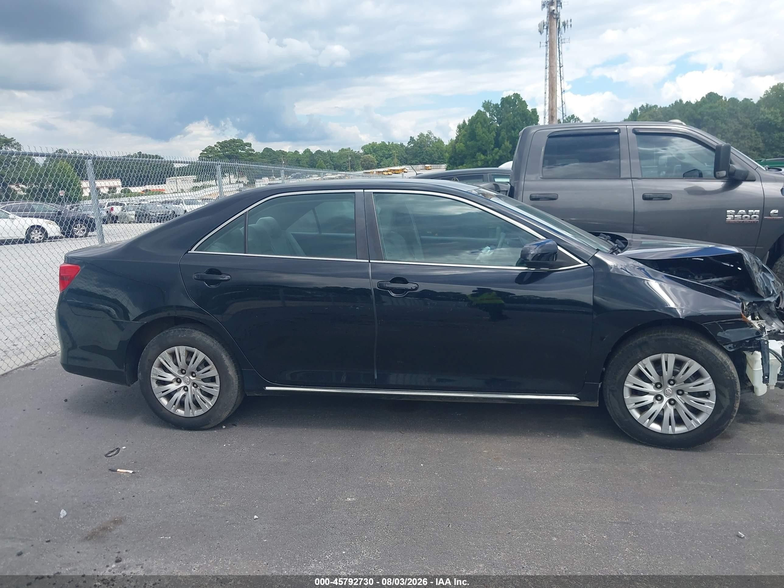 2014 Toyota Camry Le Black vin: 4T1BF1FK7EU469149