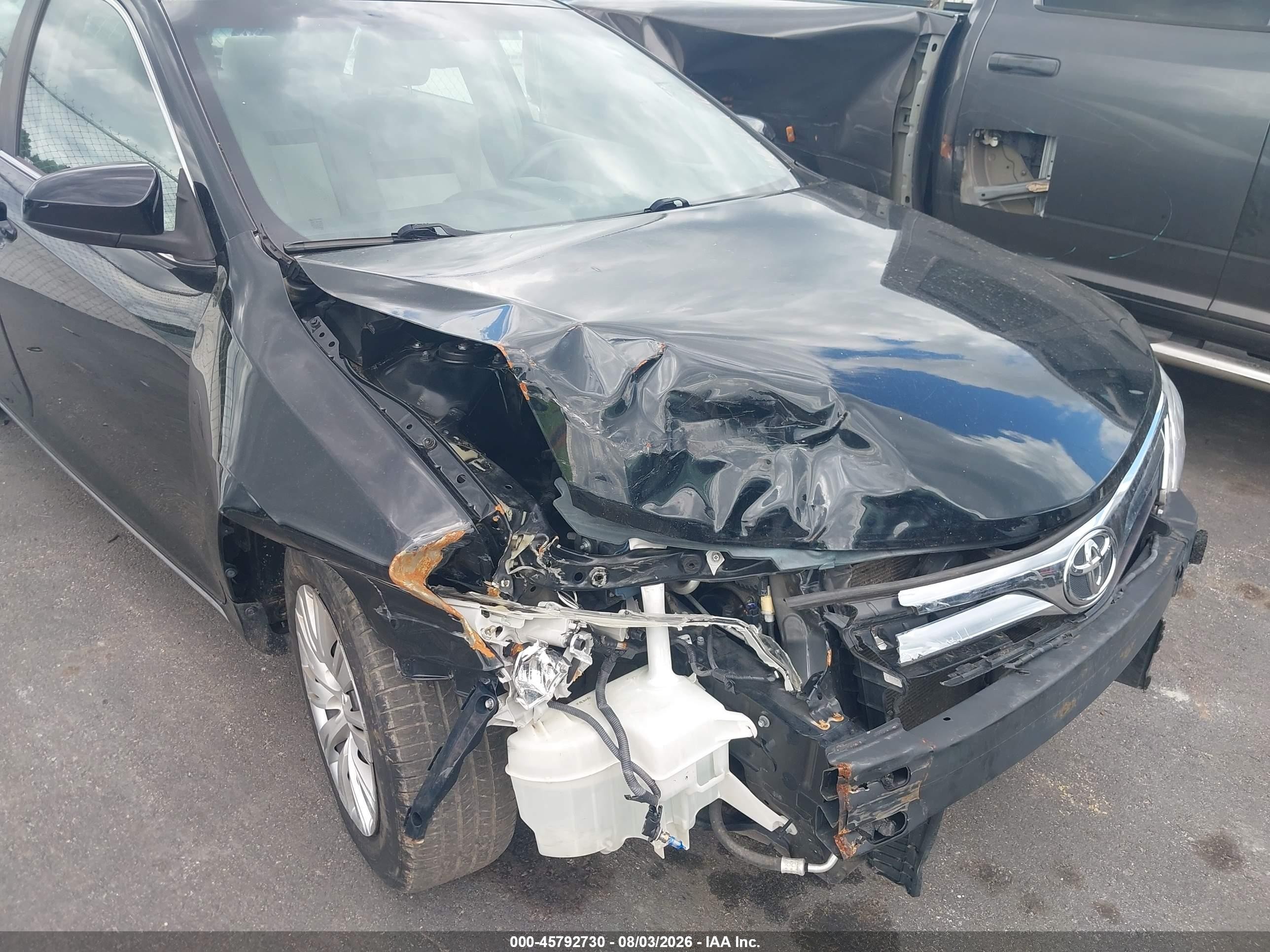 2014 Toyota Camry Le Black vin: 4T1BF1FK7EU469149
