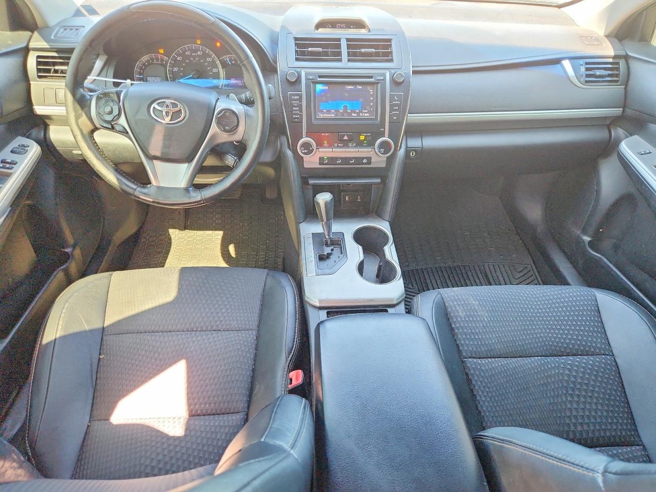 2014 Toyota Camry Se White vin: 4T1BF1FK7EU731901
