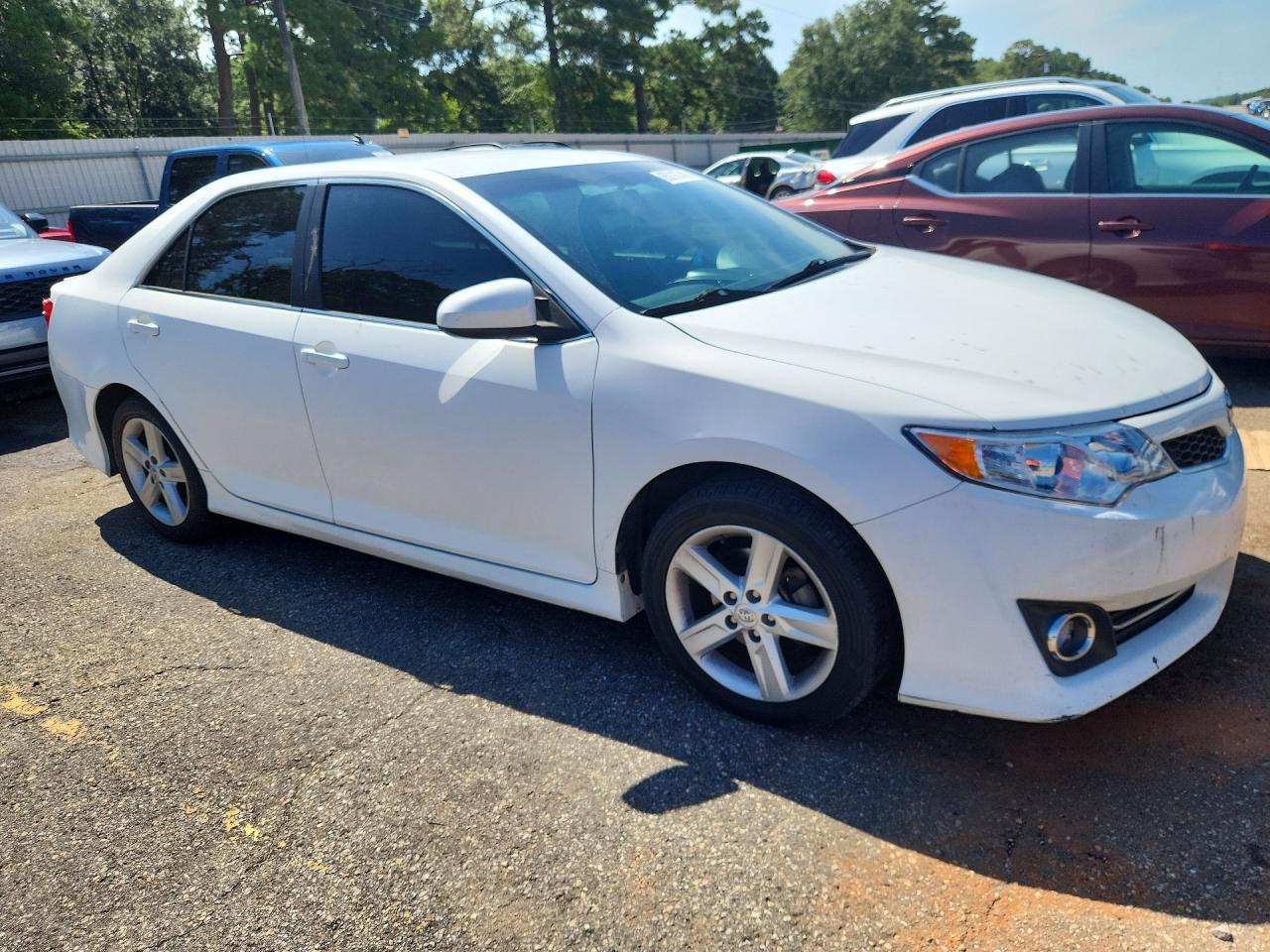 2014 Toyota Camry Se White vin: 4T1BF1FK7EU731901