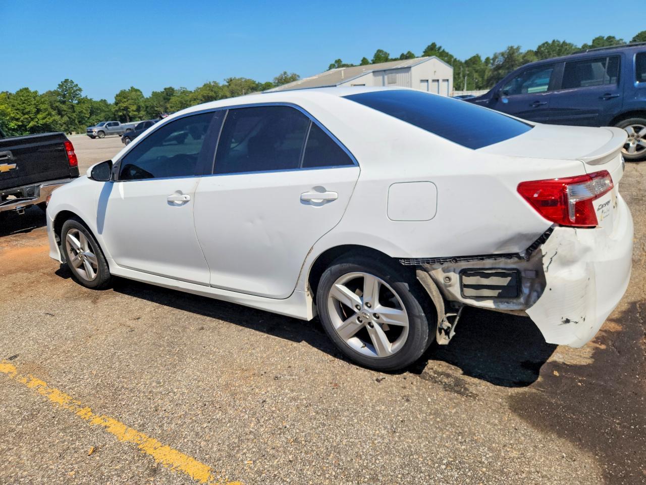 2014 Toyota Camry Se White vin: 4T1BF1FK7EU731901