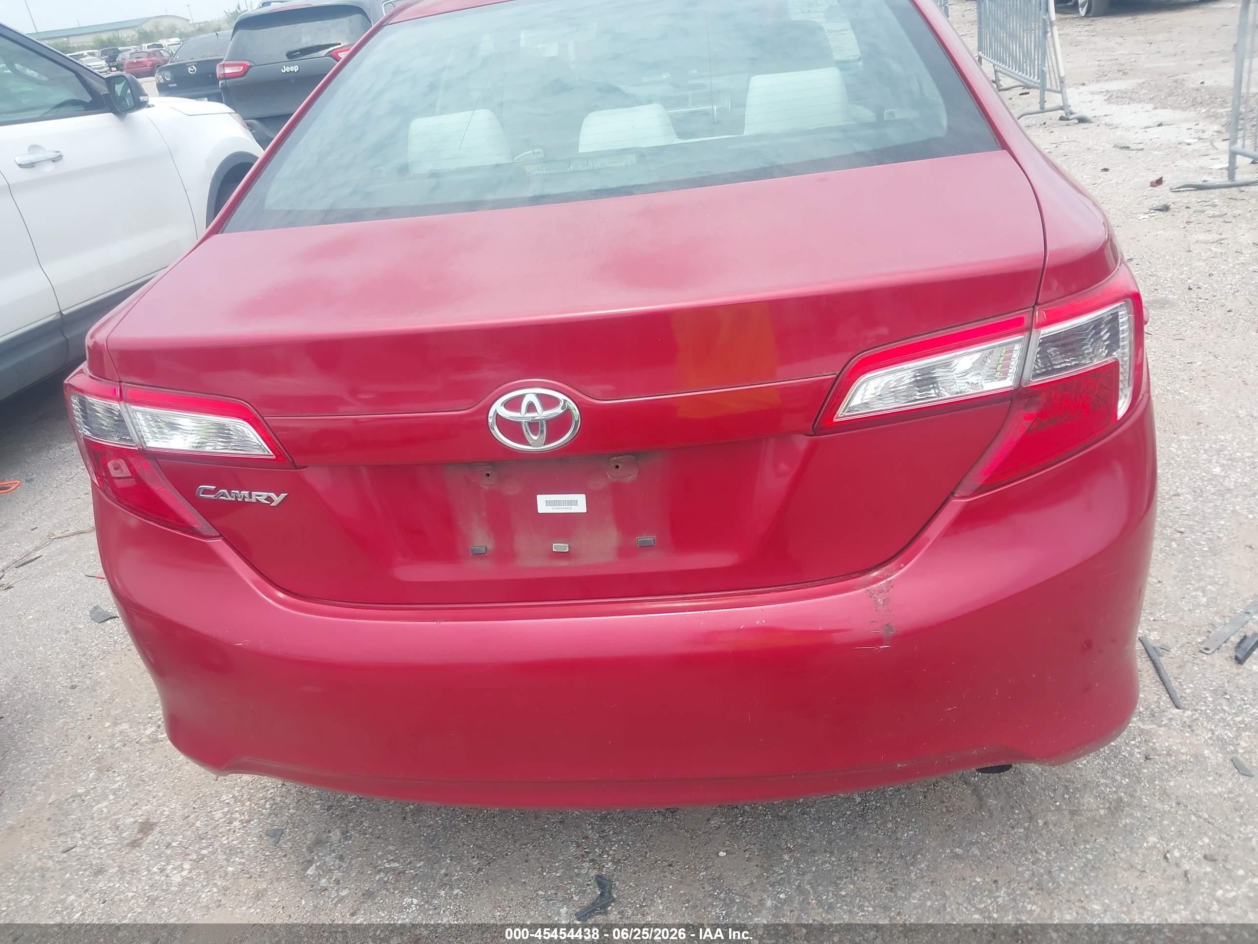 2014 Toyota Camry L Красный vin: 4T1BF1FK7EU737990