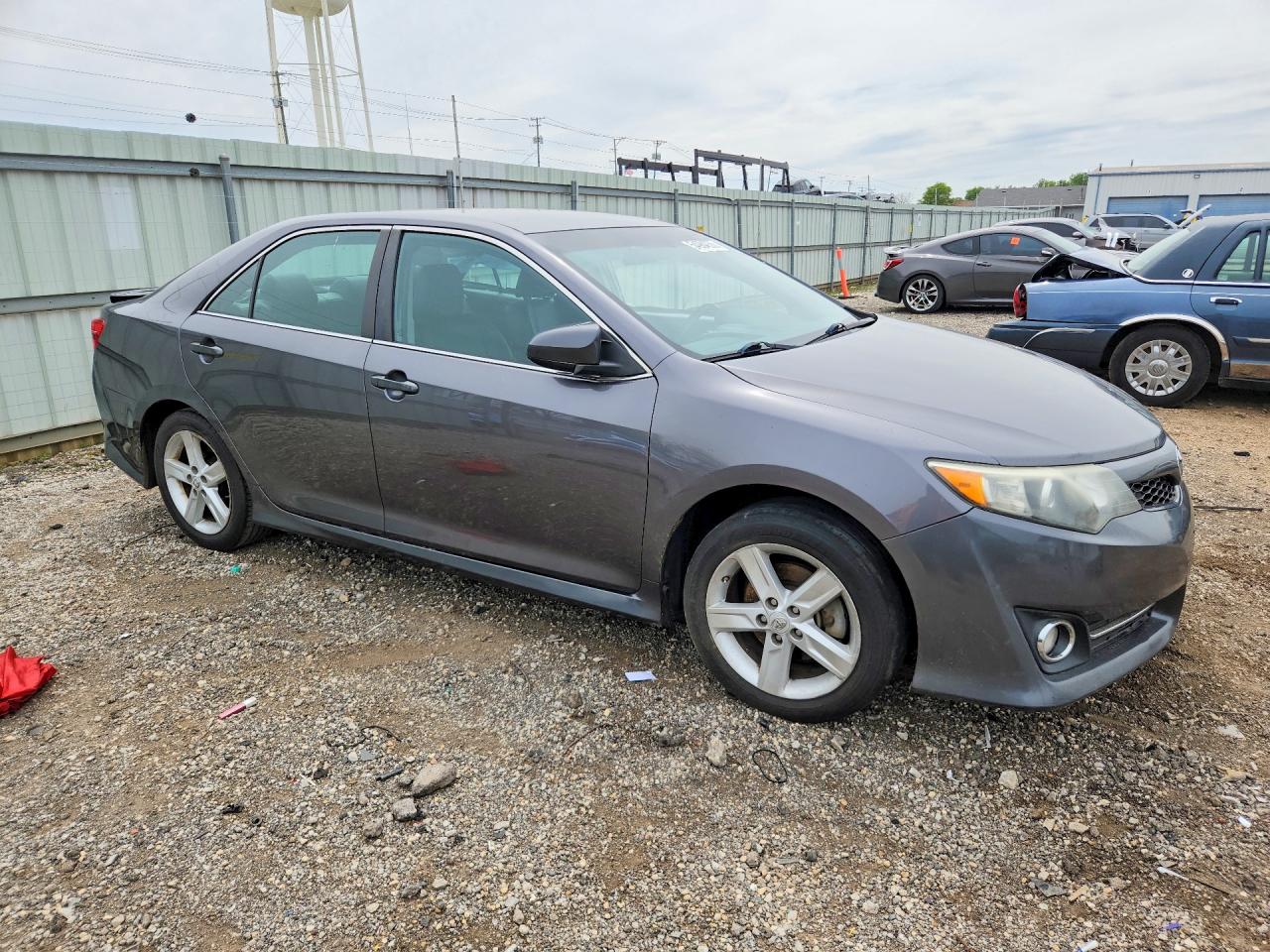 2014 Toyota Camry Se Серый vin: 4T1BF1FK7EU738380