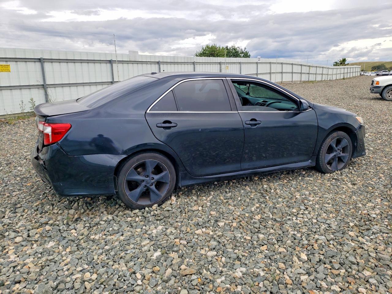 2014 Toyota Camry Se Sport Черный vin: 4T1BF1FK7EU757561