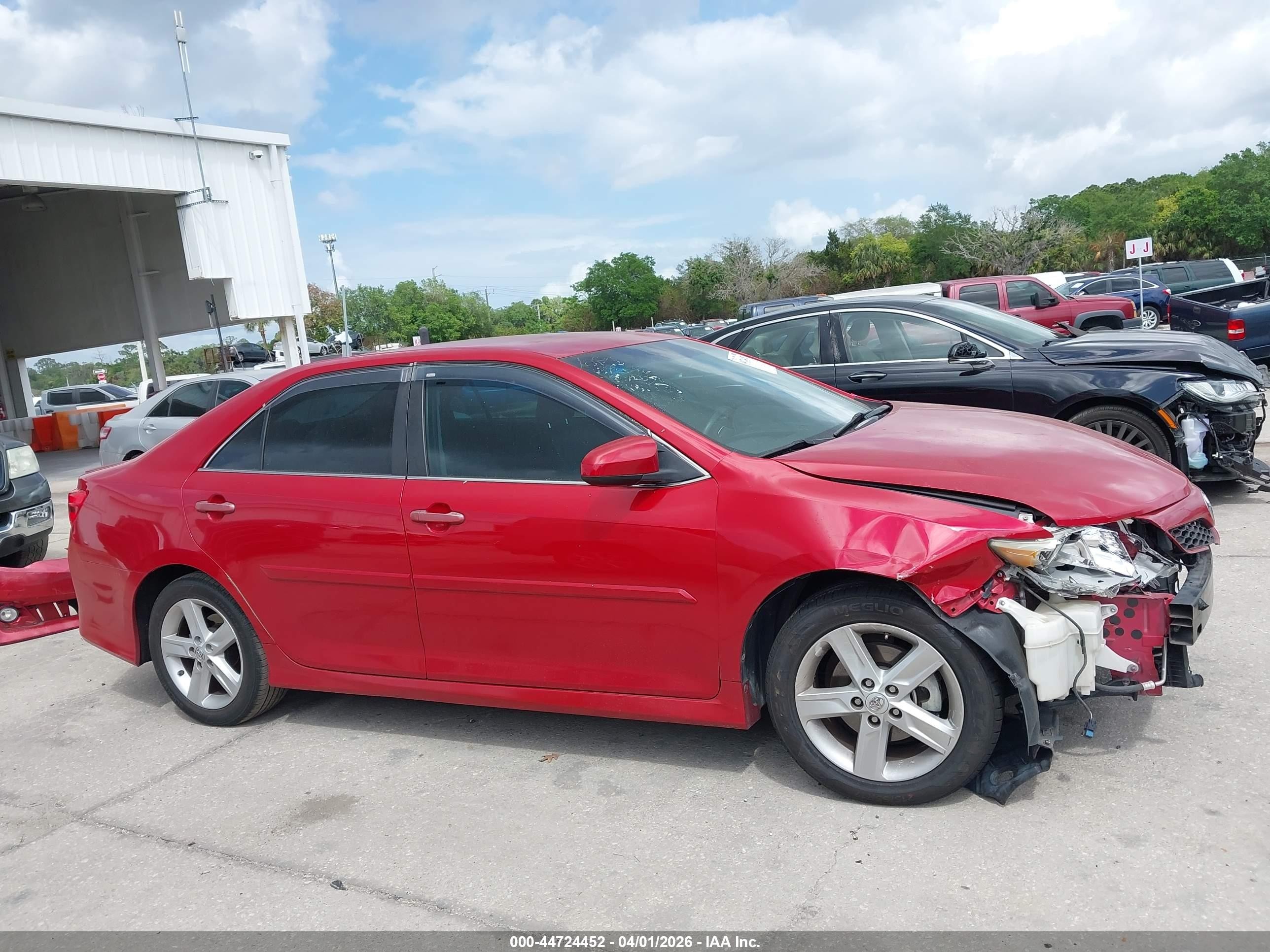 2014 Toyota Camry Se Burgundy vin: 4T1BF1FK7EU764333