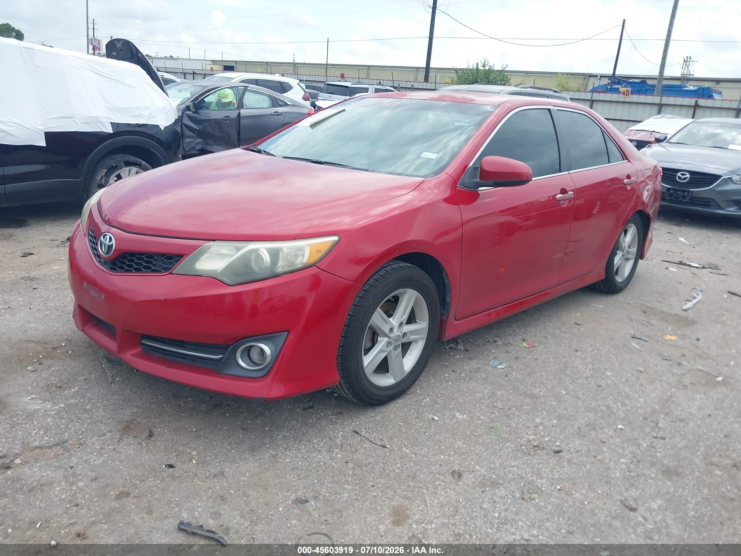2014 Toyota Camry Se Red vin: 4T1BF1FK7EU777728