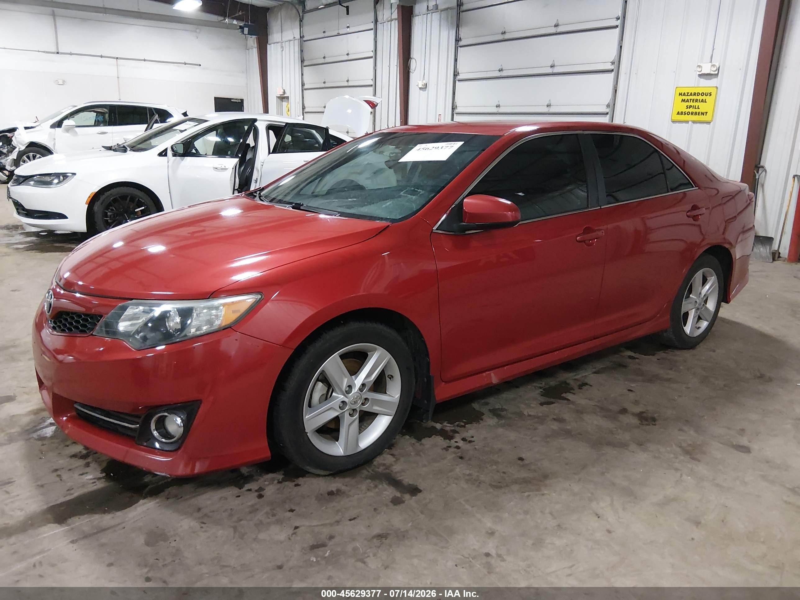 2014 Toyota Camry Se Red vin: 4T1BF1FK7EU780791