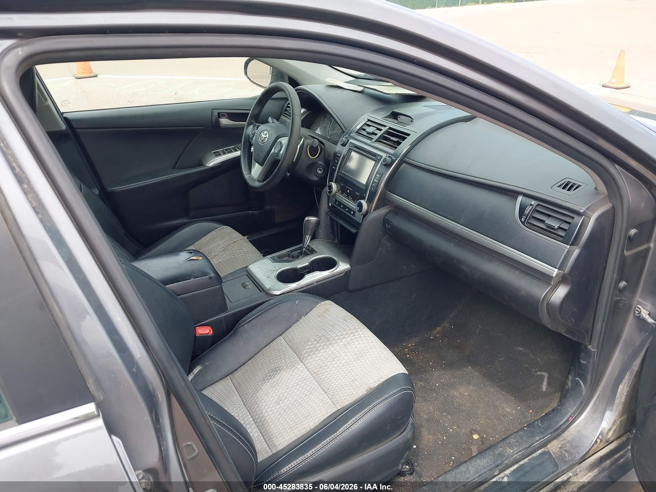 2014 Toyota Camry Se Gray vin: 4T1BF1FK7EU783299