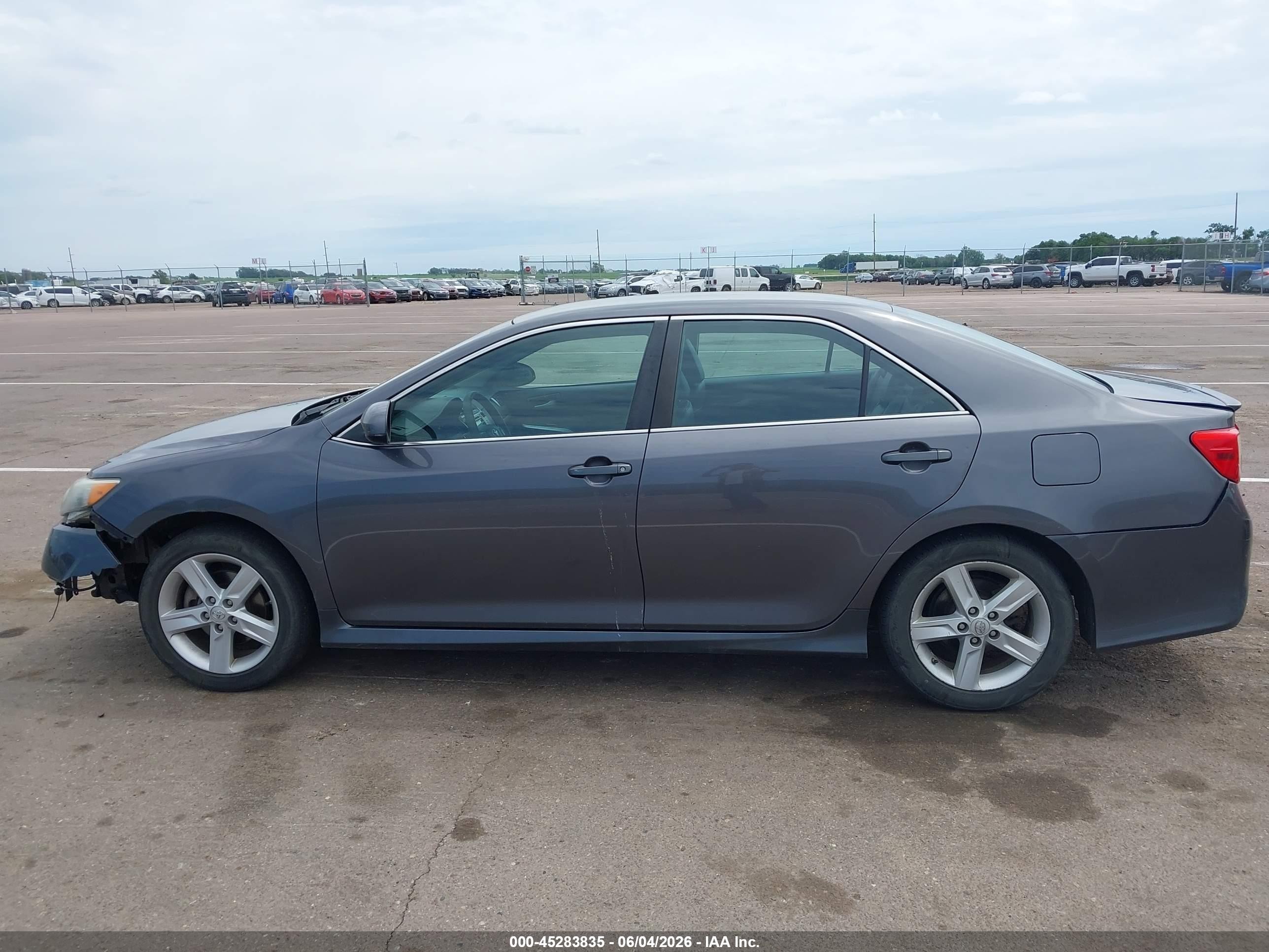 2014 Toyota Camry Se Gray vin: 4T1BF1FK7EU783299