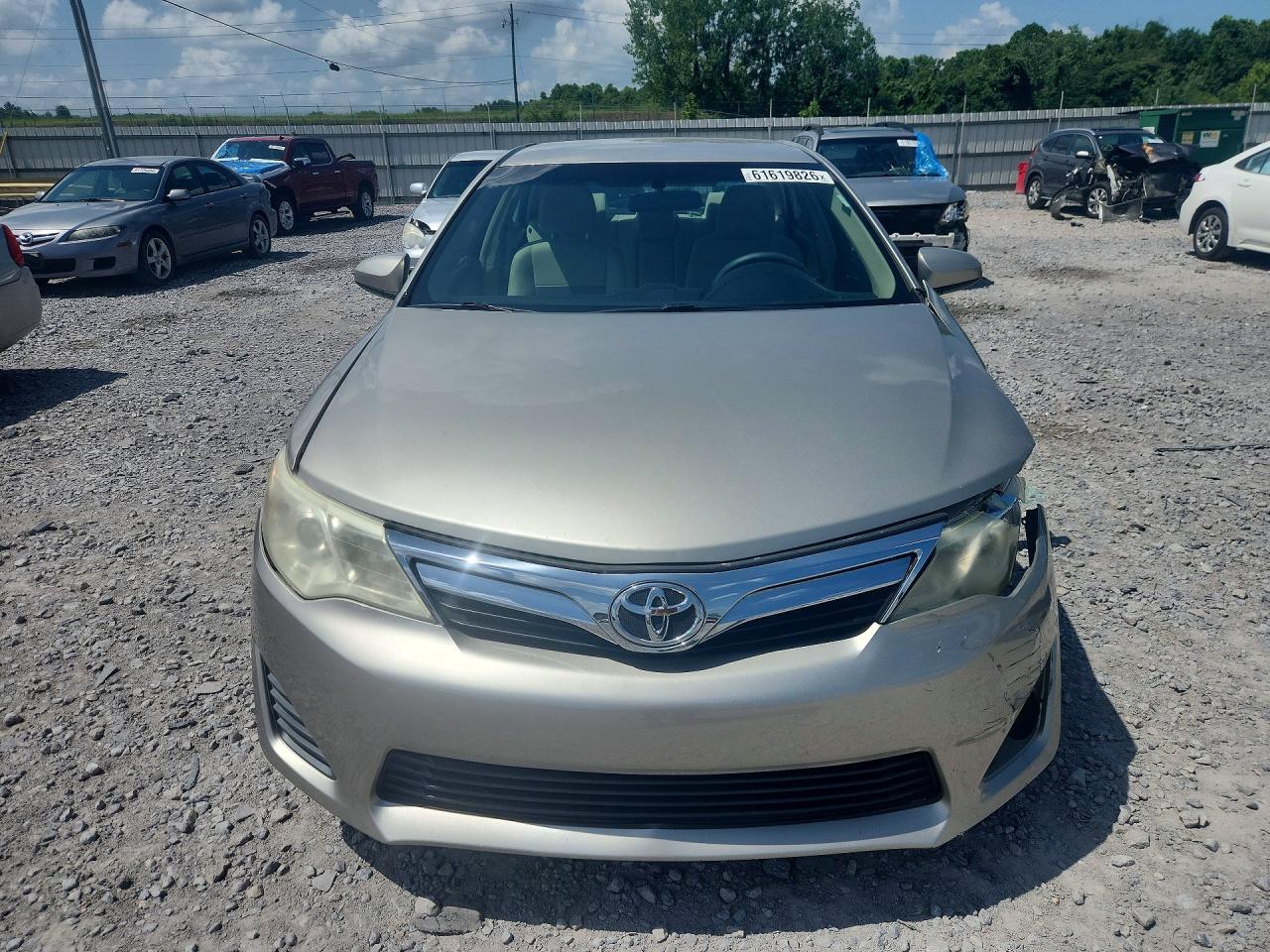 2014 Toyota Camry Le Gold vin: 4T1BF1FK7EU785361