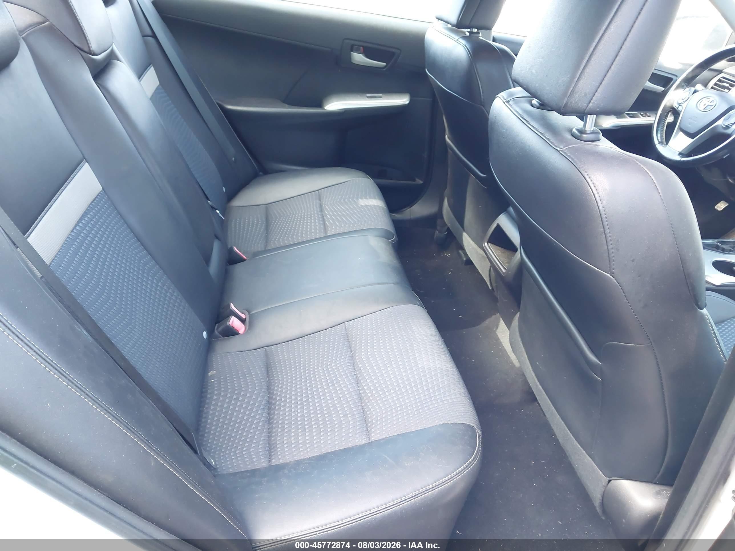 2014 Toyota Camry Se White vin: 4T1BF1FK7EU802773