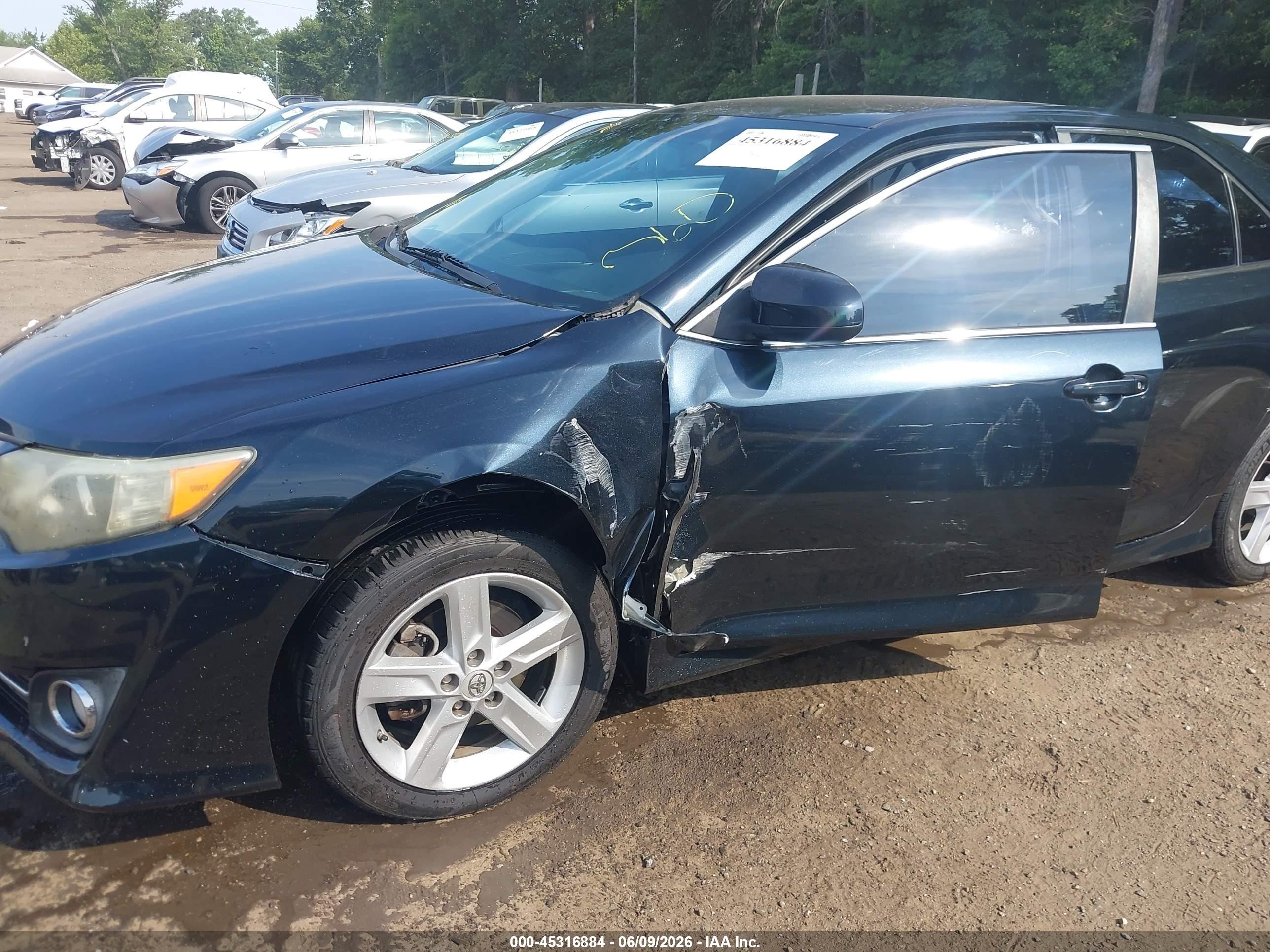 2014 Toyota Camry Se Green vin: 4T1BF1FK7EU820870