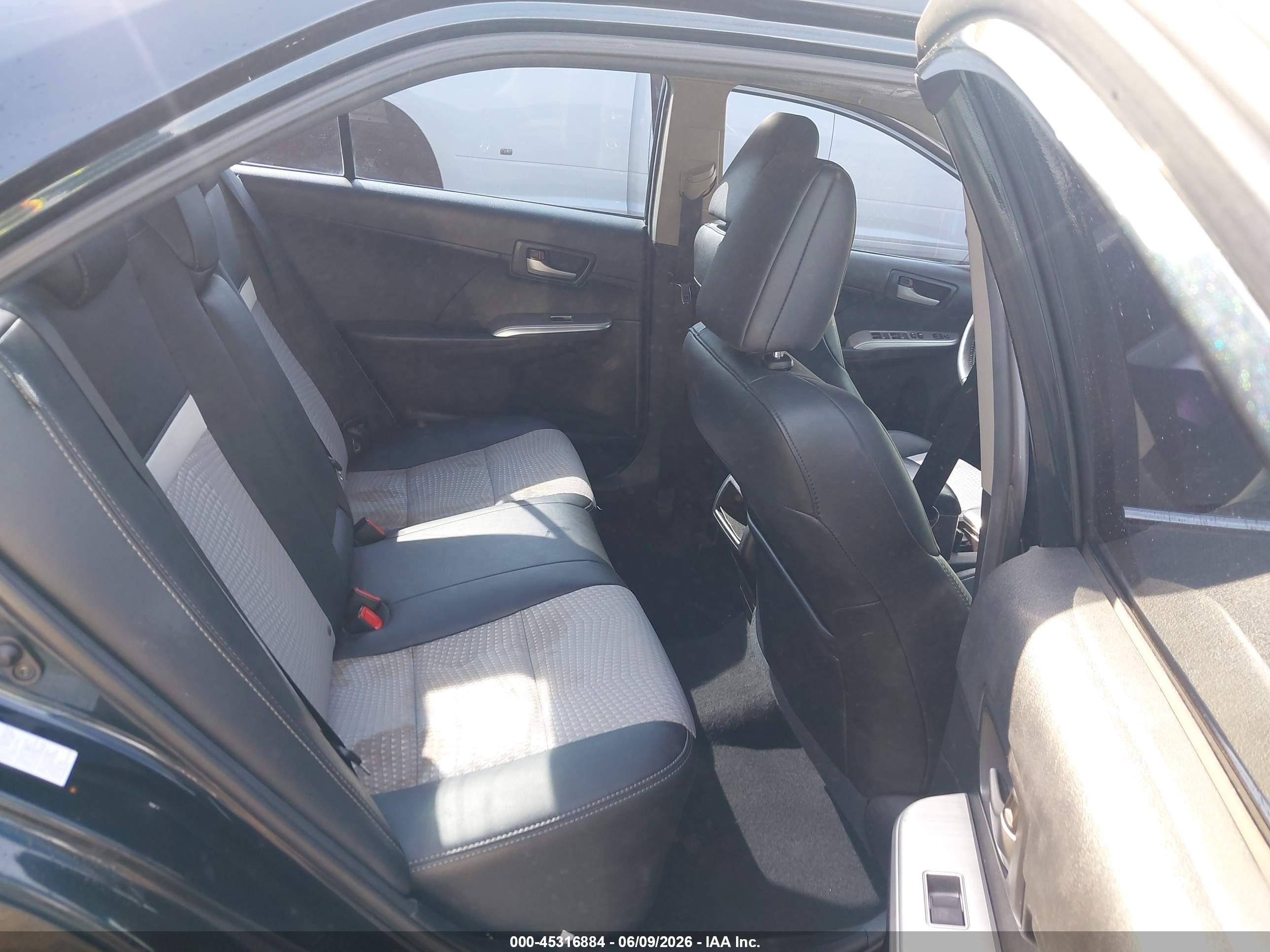 2014 Toyota Camry Se Green vin: 4T1BF1FK7EU820870
