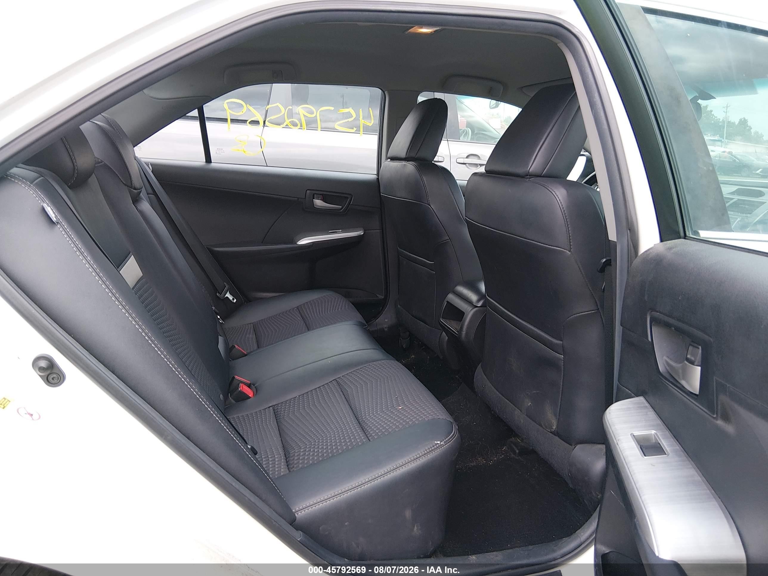 2014 Toyota Camry Se White vin: 4T1BF1FK7EU826054