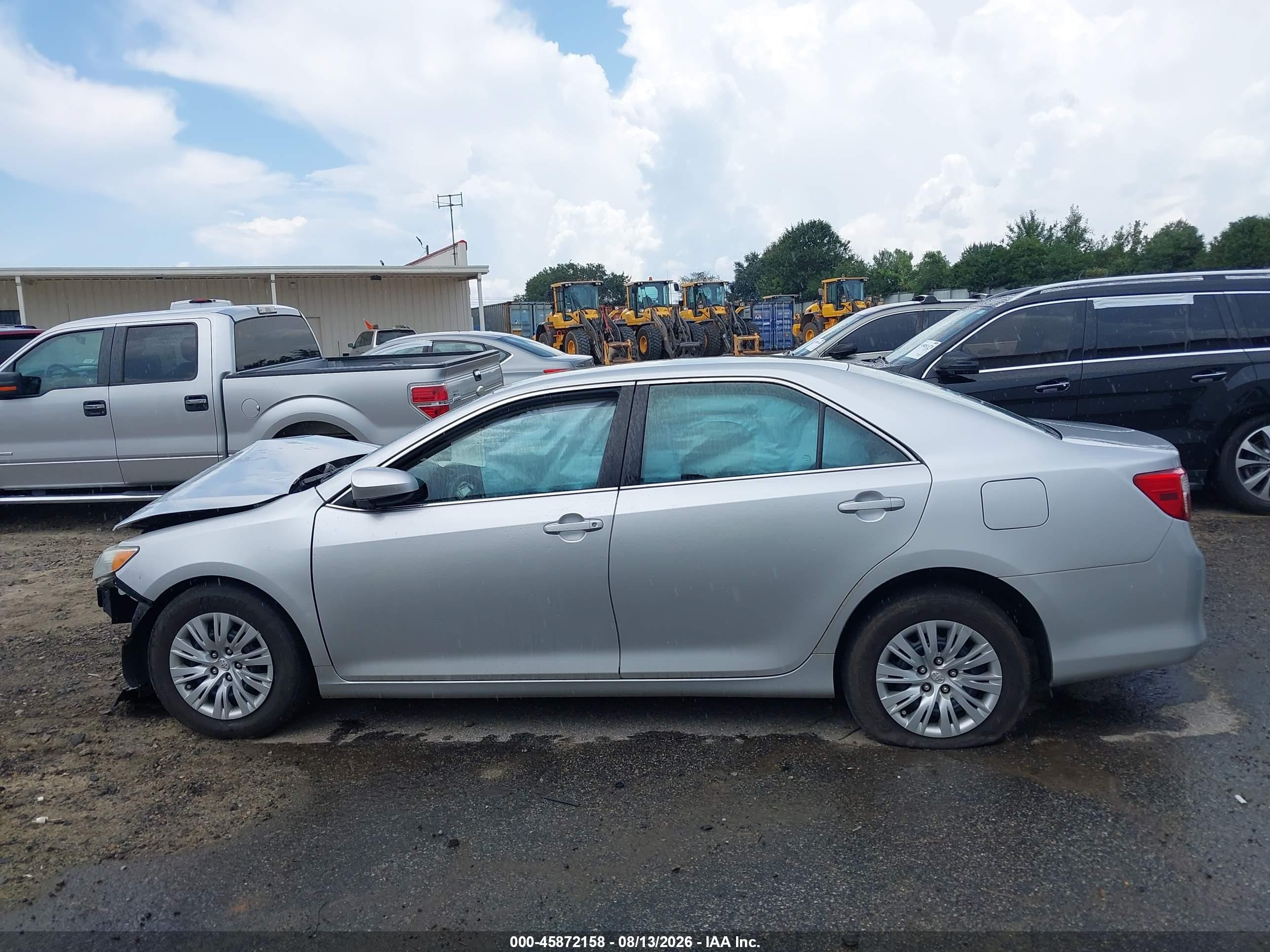 2014 Toyota Camry L Серебряный vin: 4T1BF1FK7EU830413